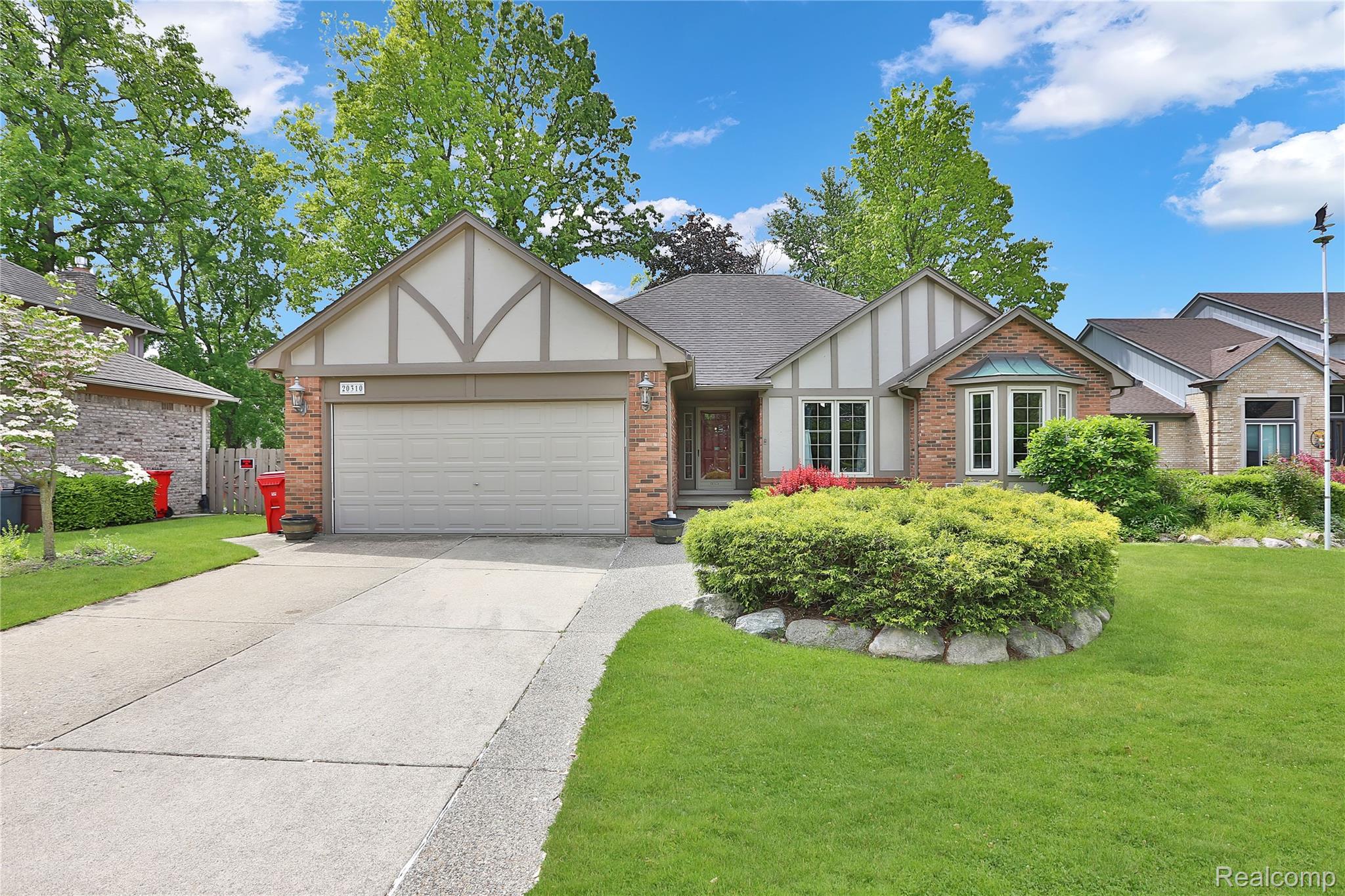 20310 Oneida Drive