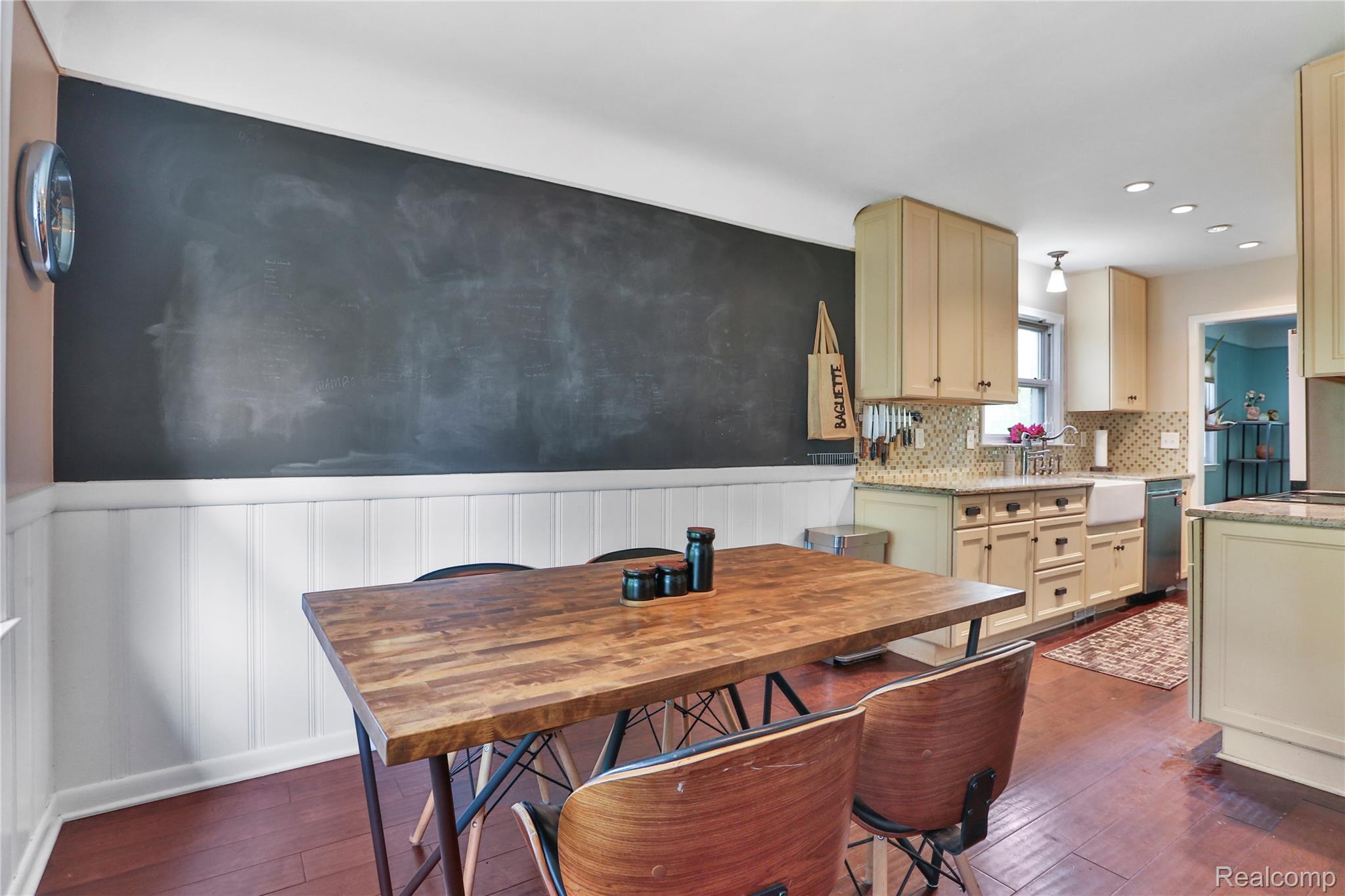 17153 Ryland