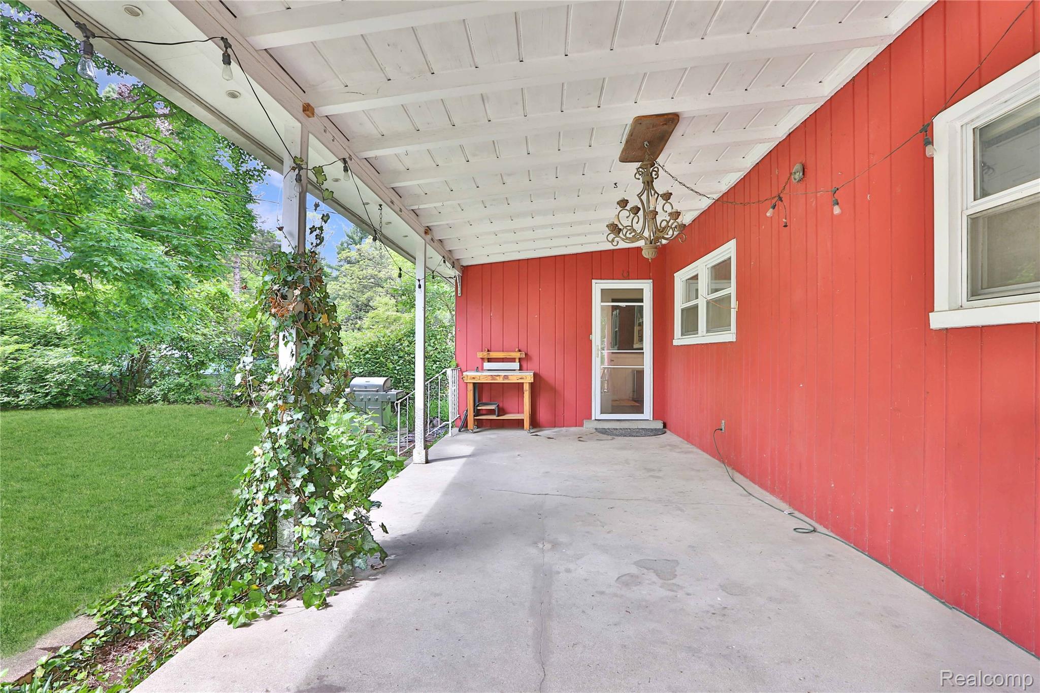 17153 Ryland