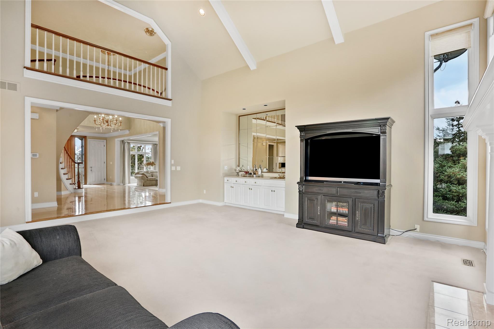 5826 Murfield Drive