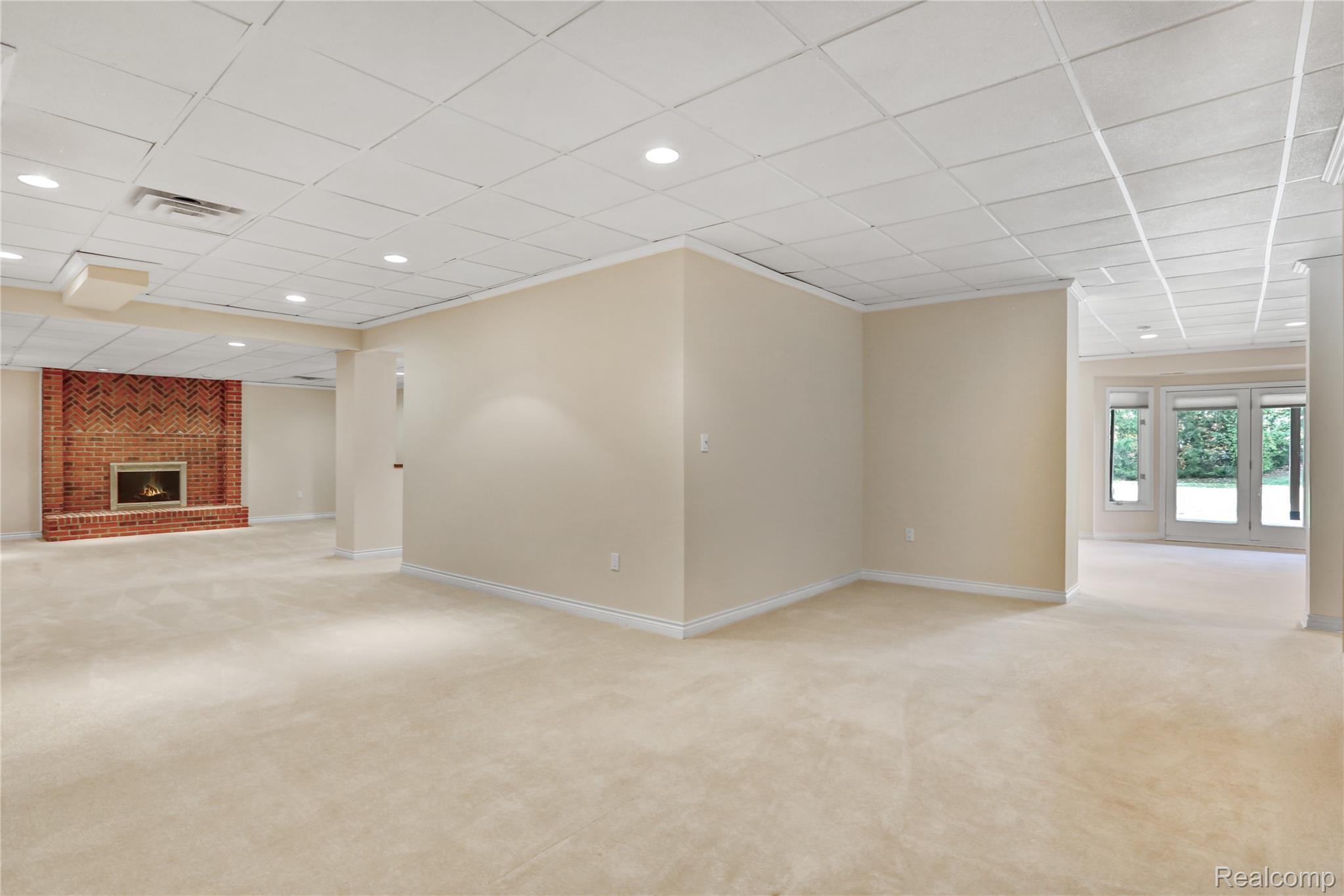 5826 Murfield Drive