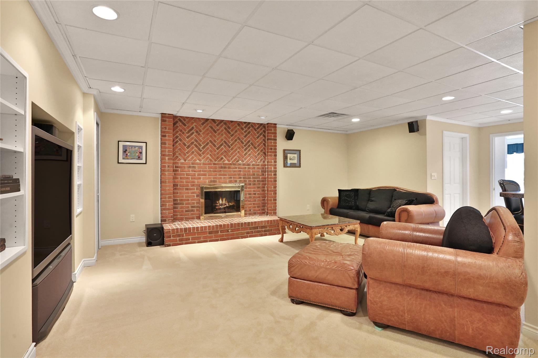 5826 Murfield Drive
