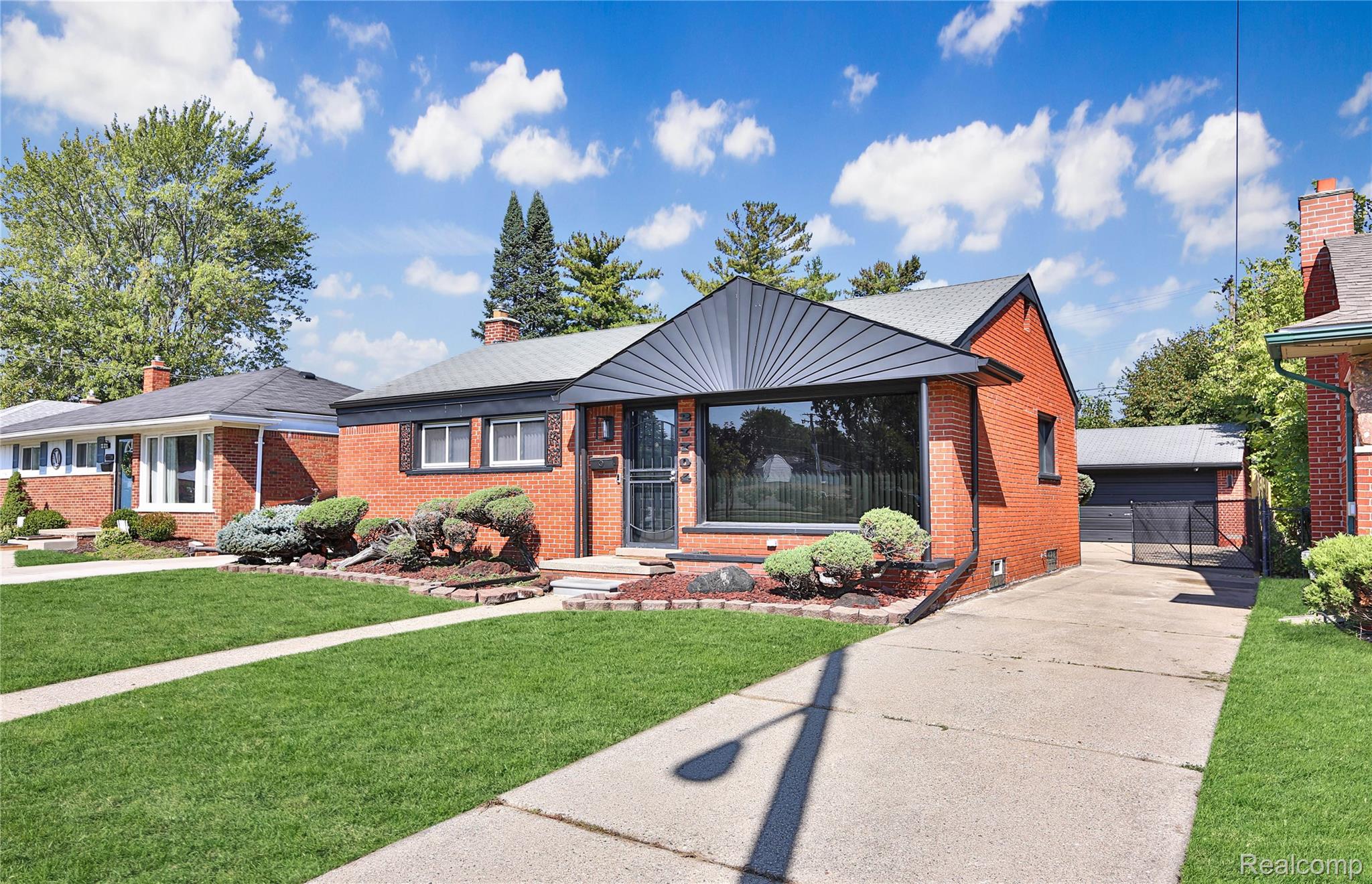 27704 Maplewood Street