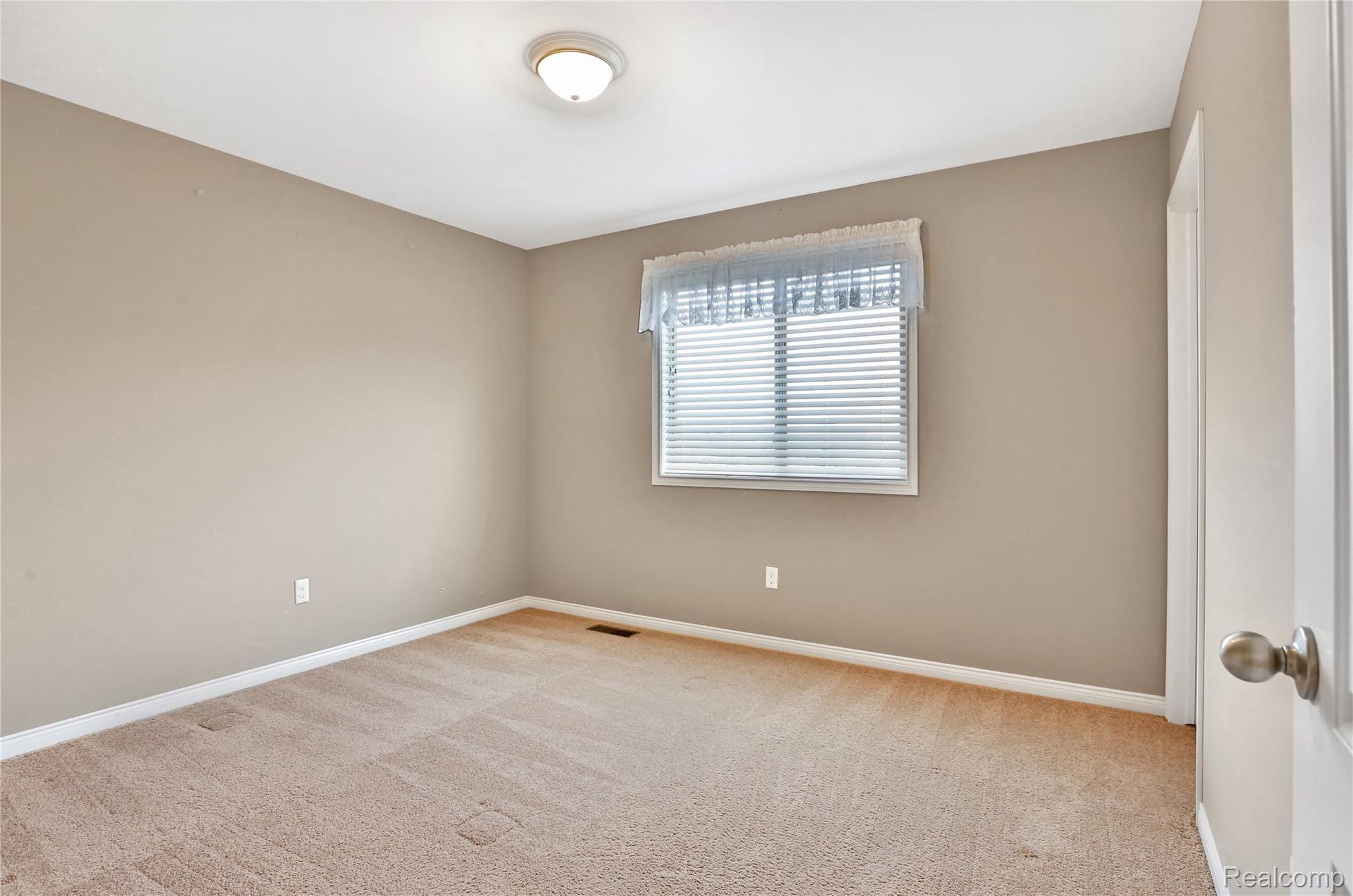 52142 Pawnee Drive