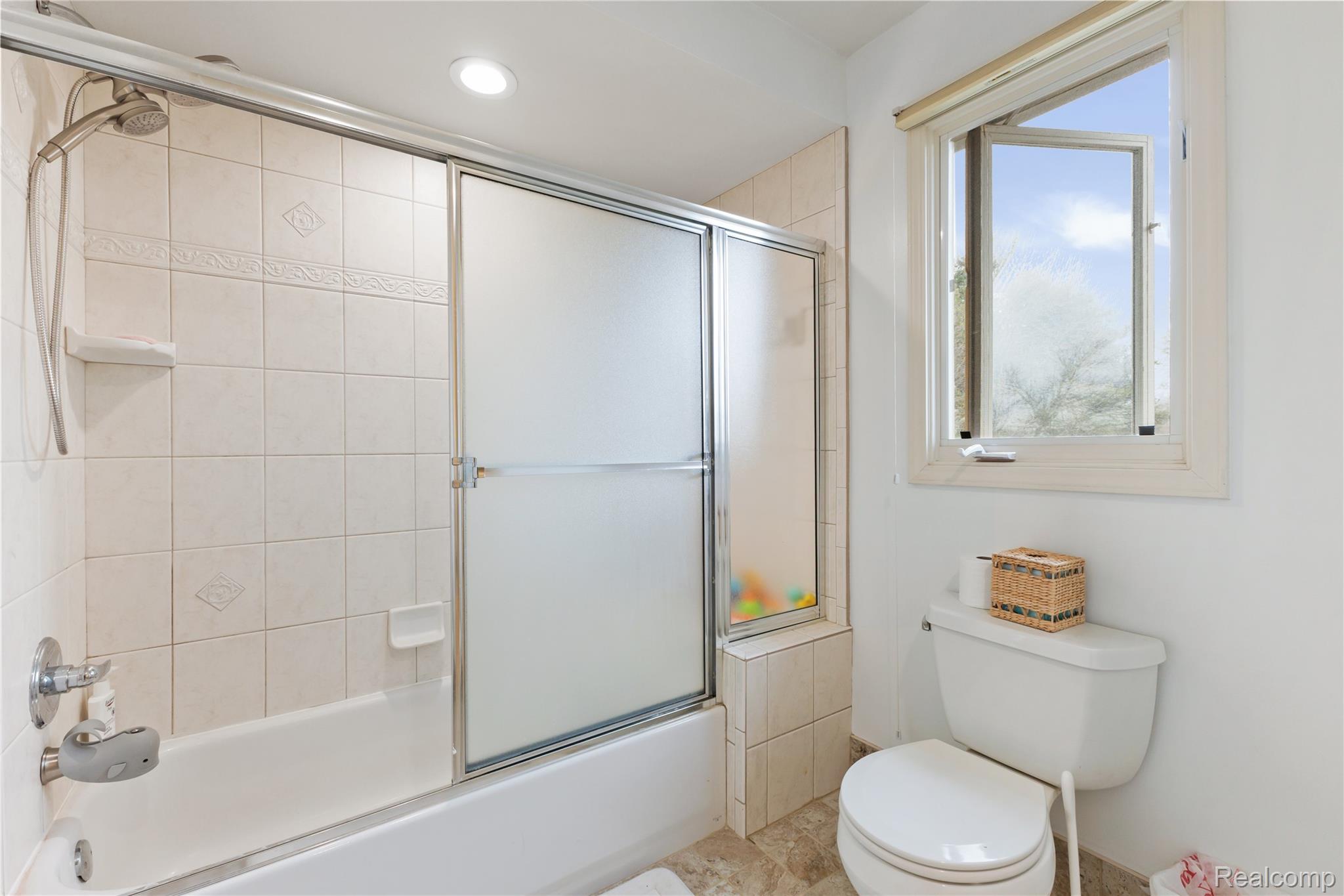 21675 Medallion Court