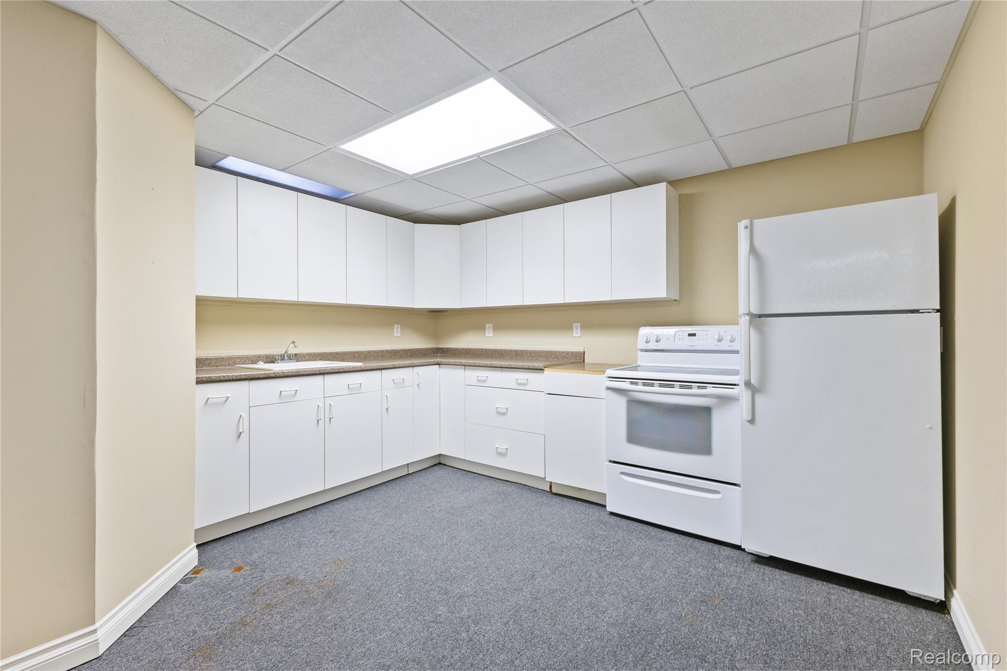 21675 Medallion Court