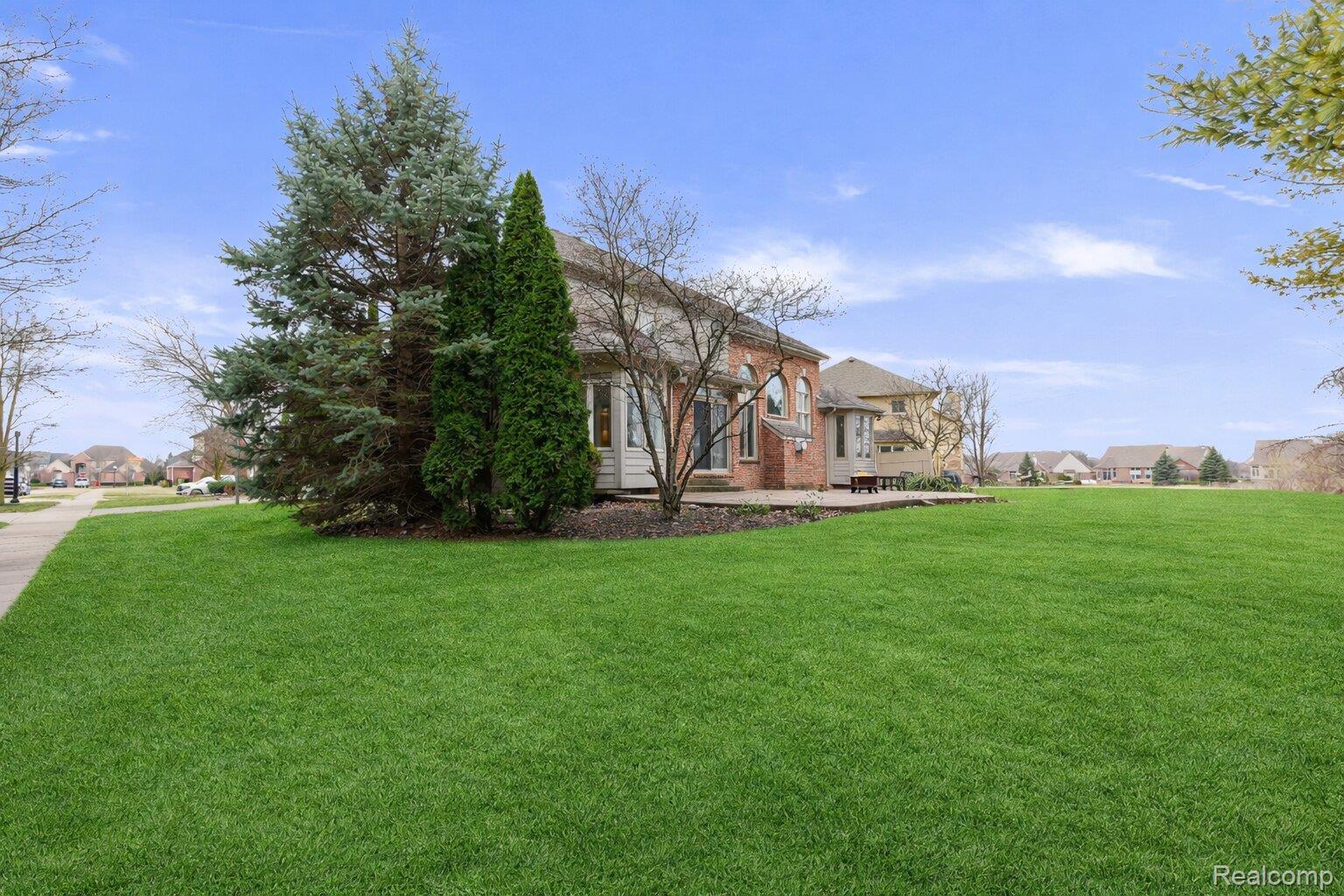 21675 Medallion Court