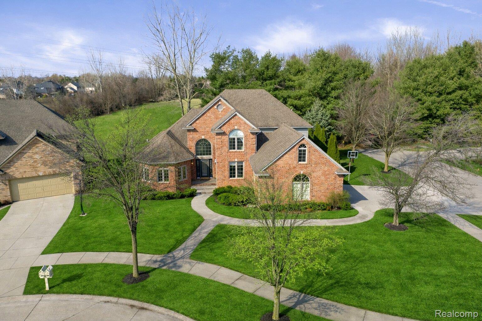 21675 Medallion Court