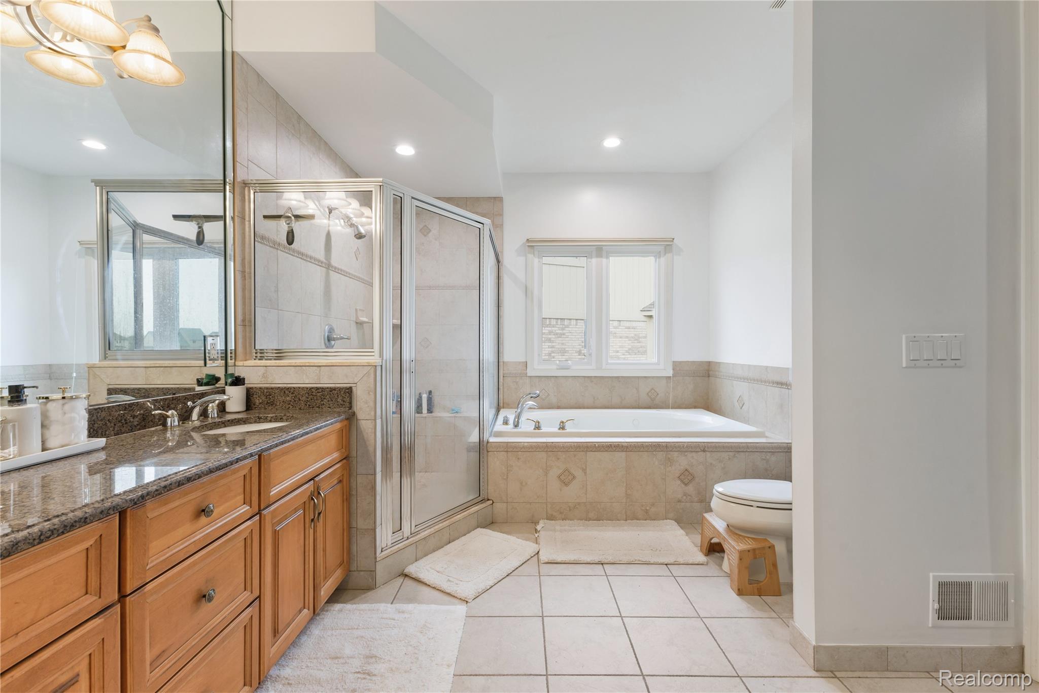 21675 Medallion Court