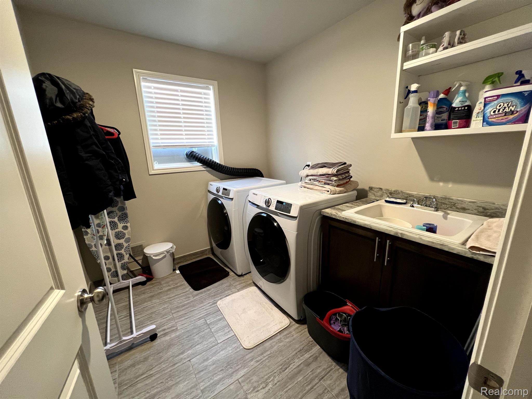 13788 GRANDEUR Avenue