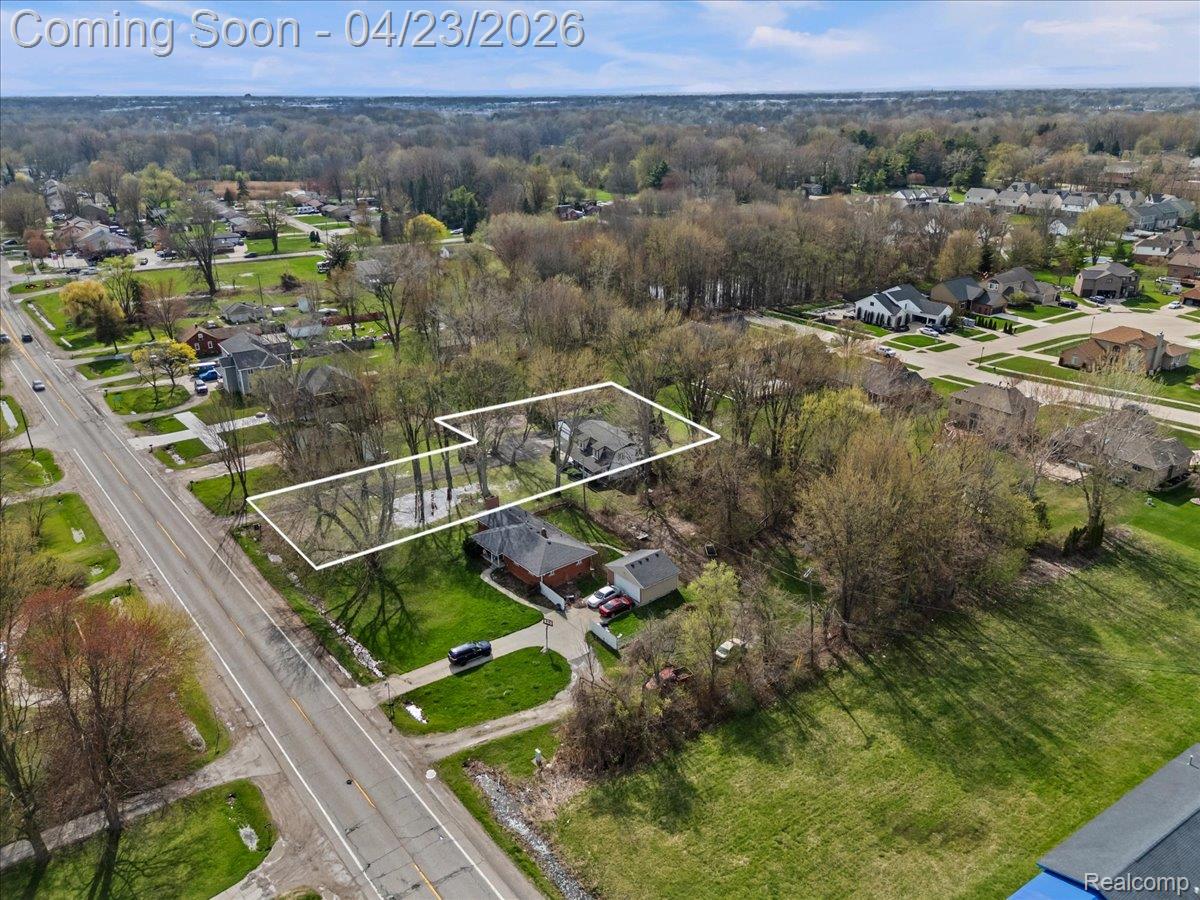 47339 Jefferson Avenue