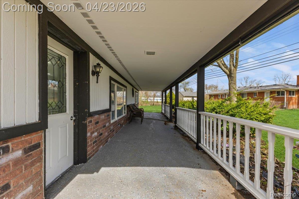 47339 Jefferson Avenue