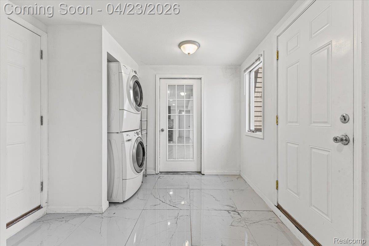 47339 Jefferson Avenue