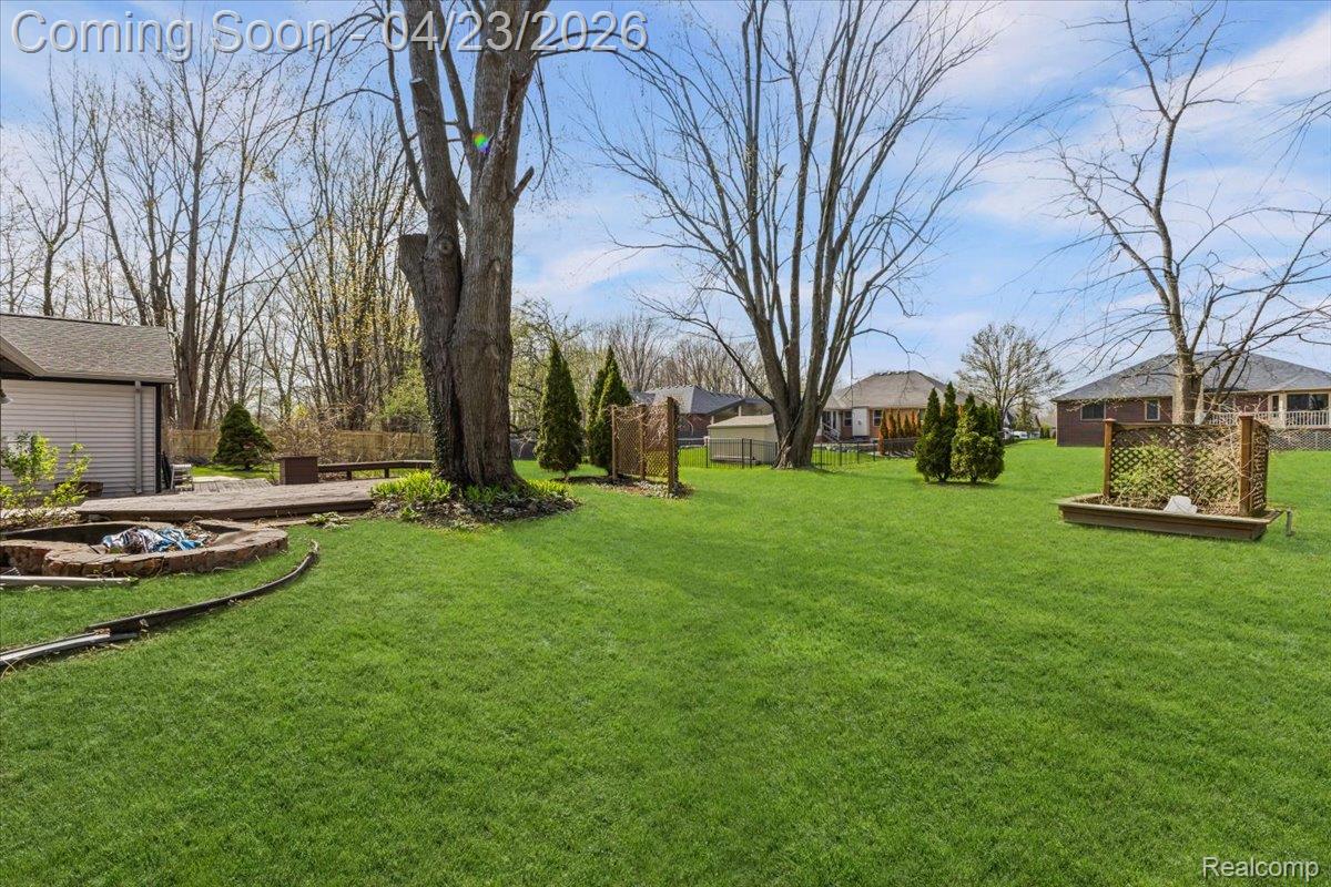 47339 Jefferson Avenue