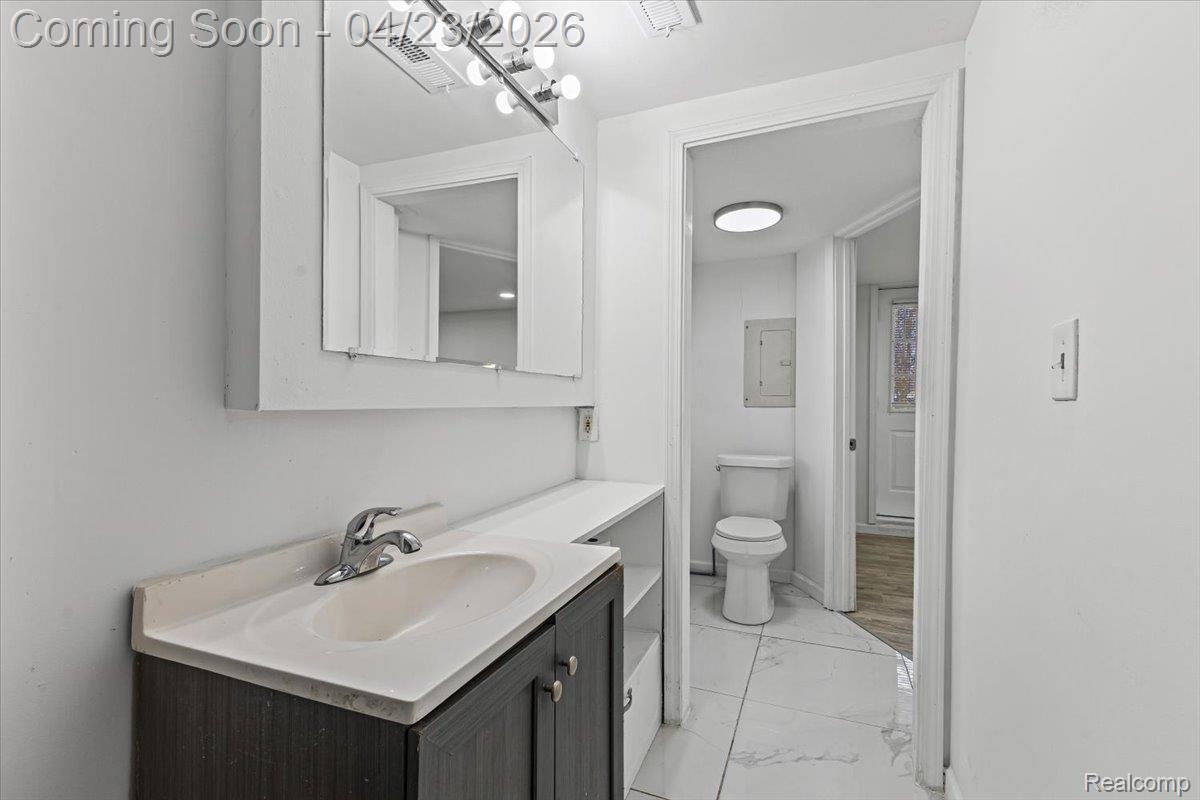 47339 Jefferson Avenue