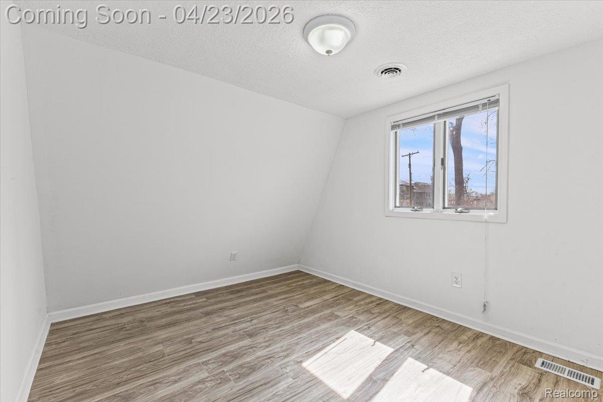 47339 Jefferson Avenue