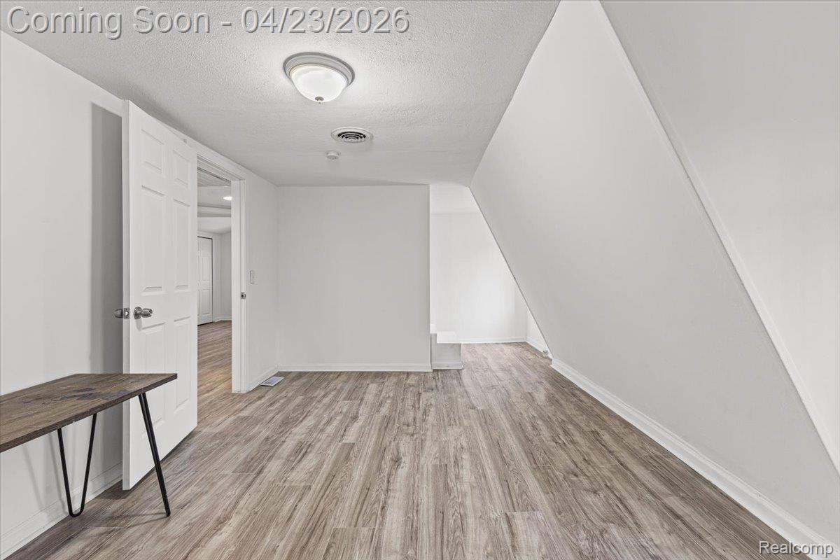 47339 Jefferson Avenue