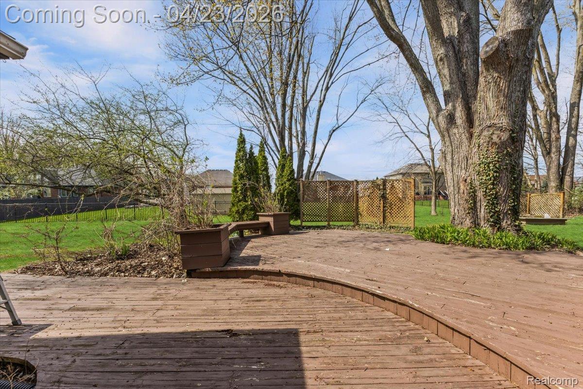 47339 Jefferson Avenue