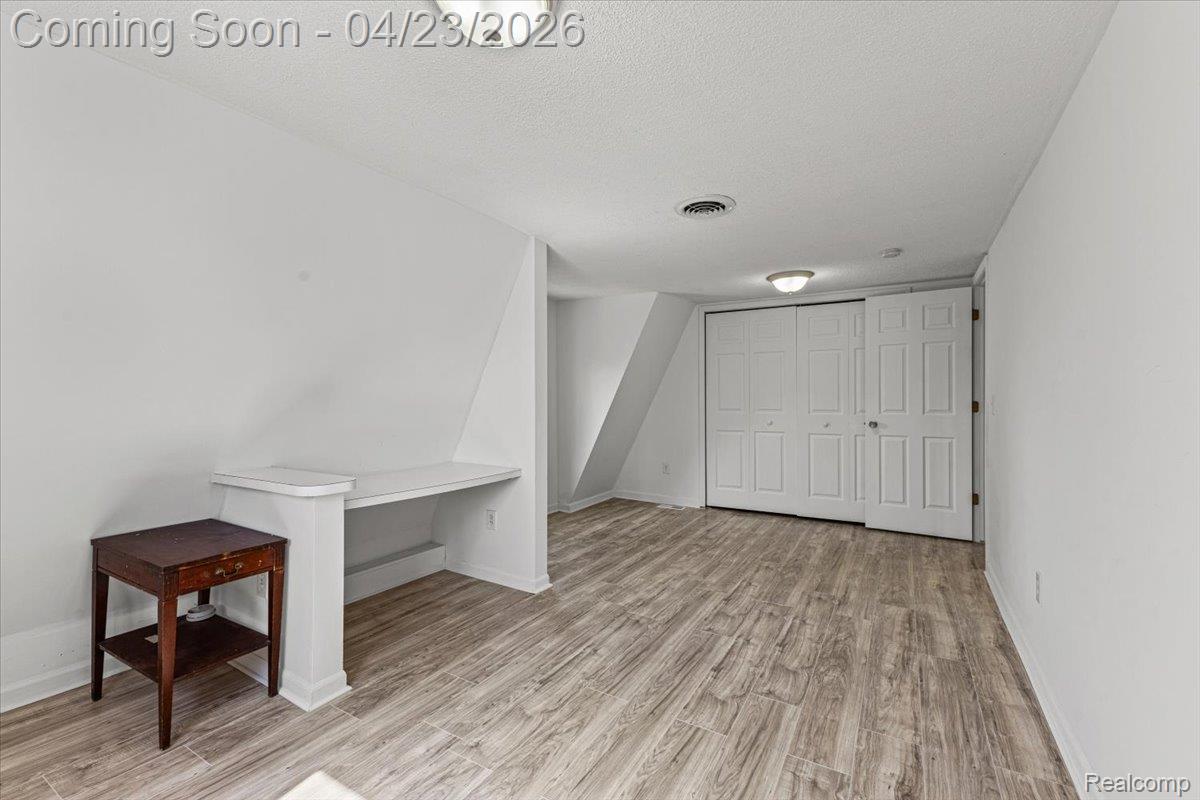 47339 Jefferson Avenue