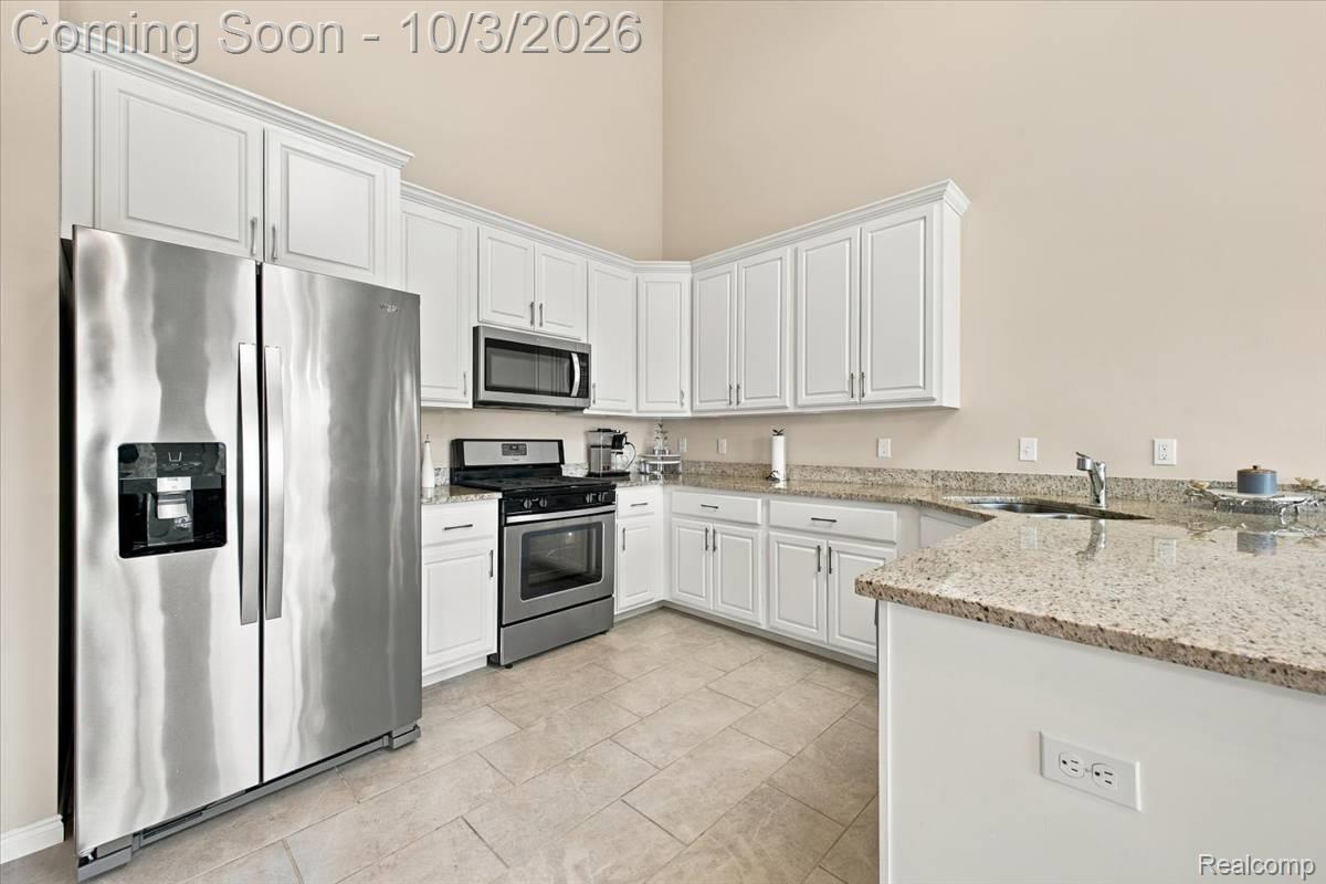 49207 Pond Place Drive Unit: 122