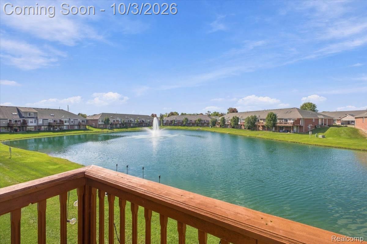 49207 Pond Place Drive Unit: 122