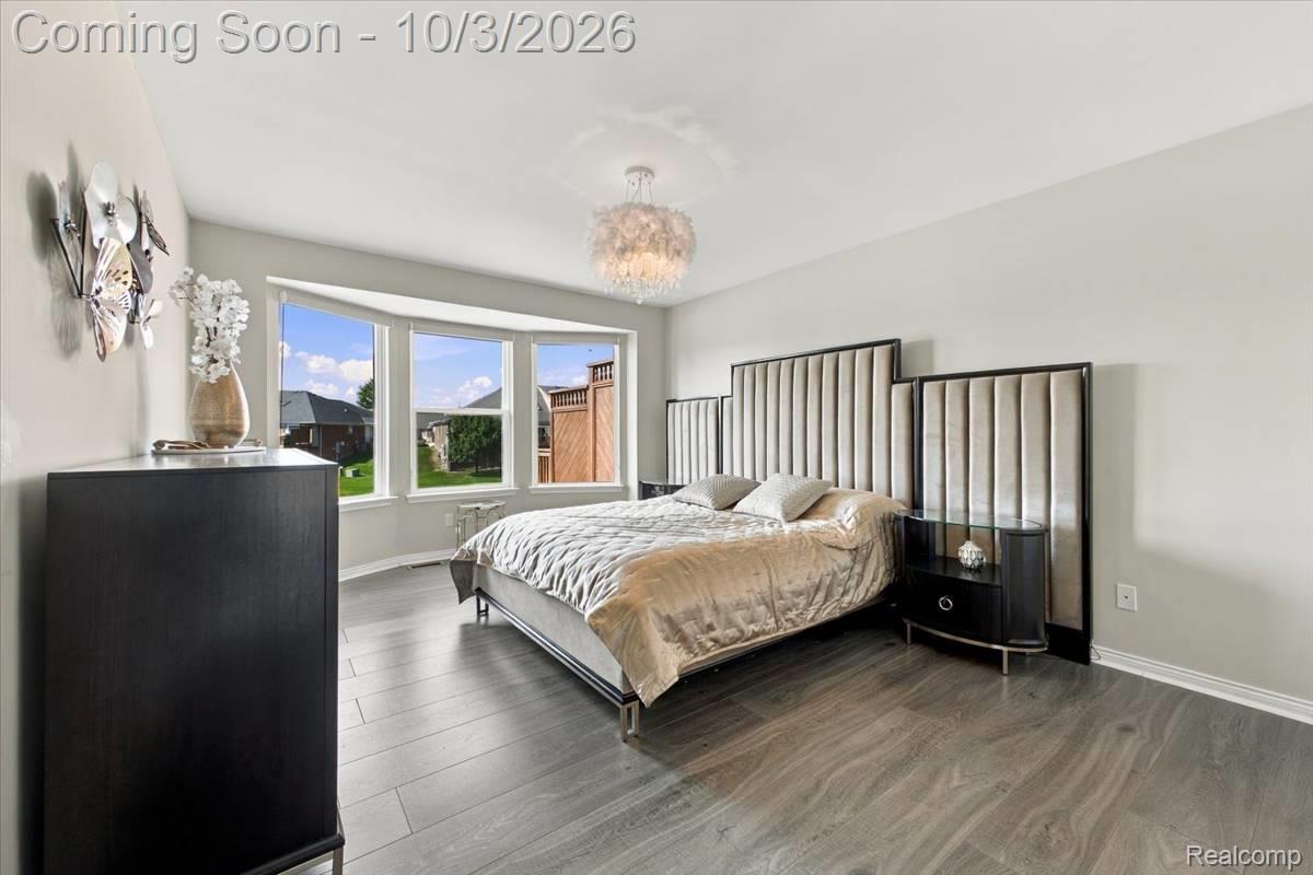 49207 Pond Place Drive Unit: 122