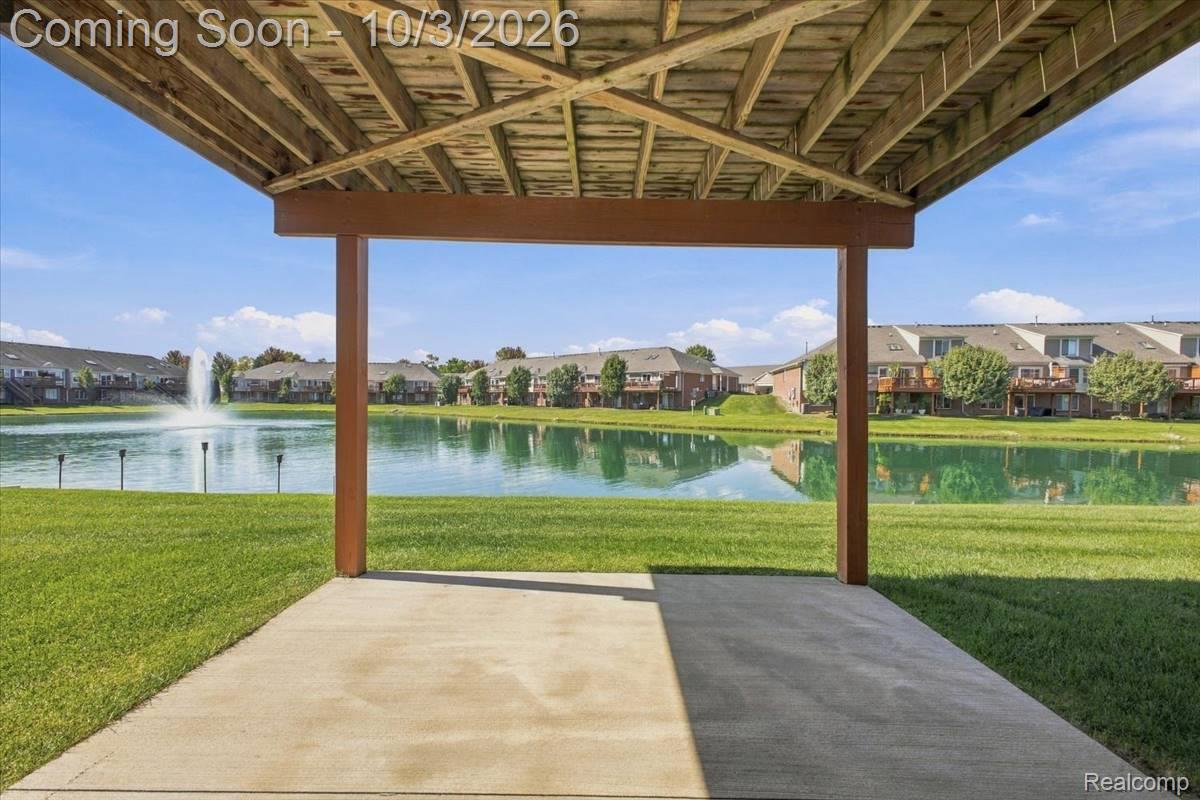 49207 Pond Place Drive Unit: 122