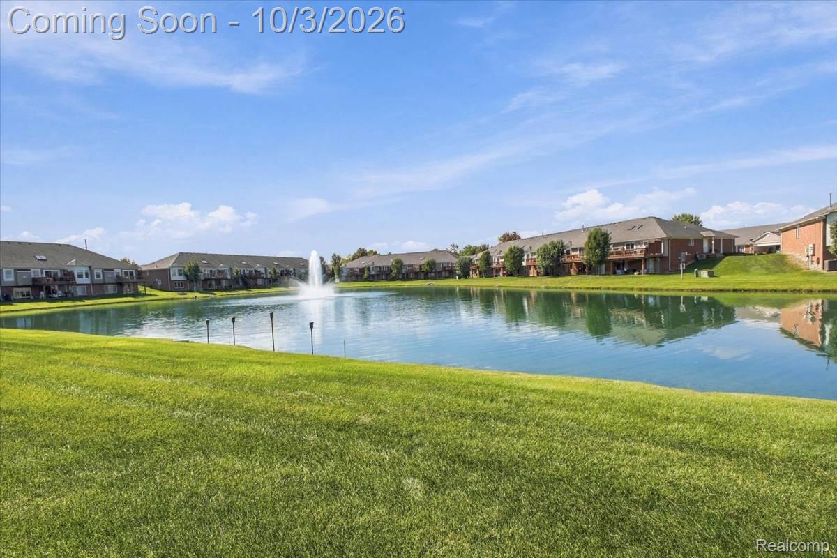 49207 Pond Place Drive Unit: 122