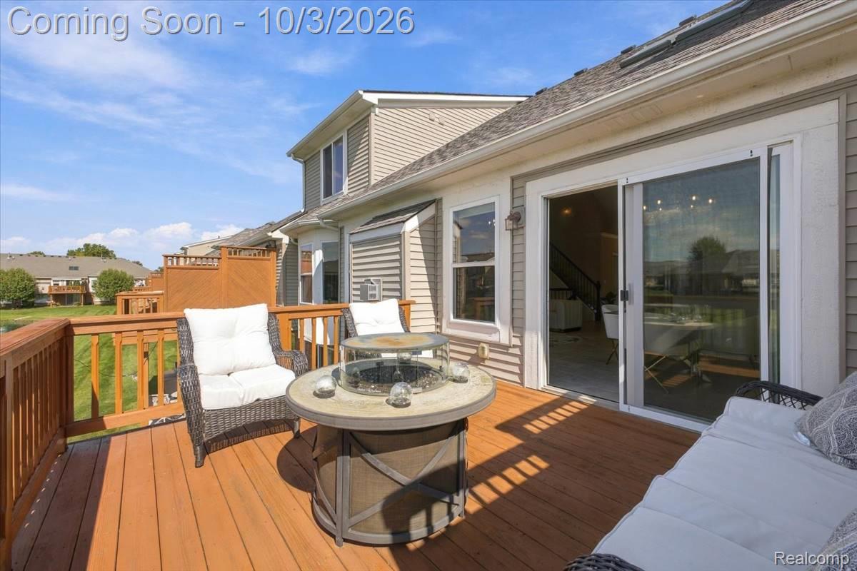 49207 Pond Place Drive Unit: 122