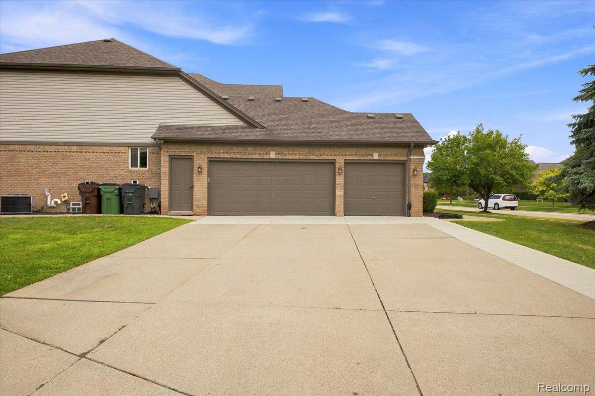 55513 Caesars DR