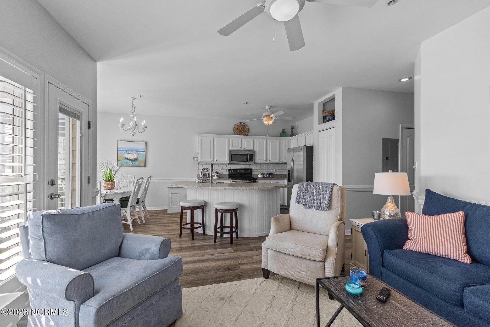 105 Beachwood Drive 1c