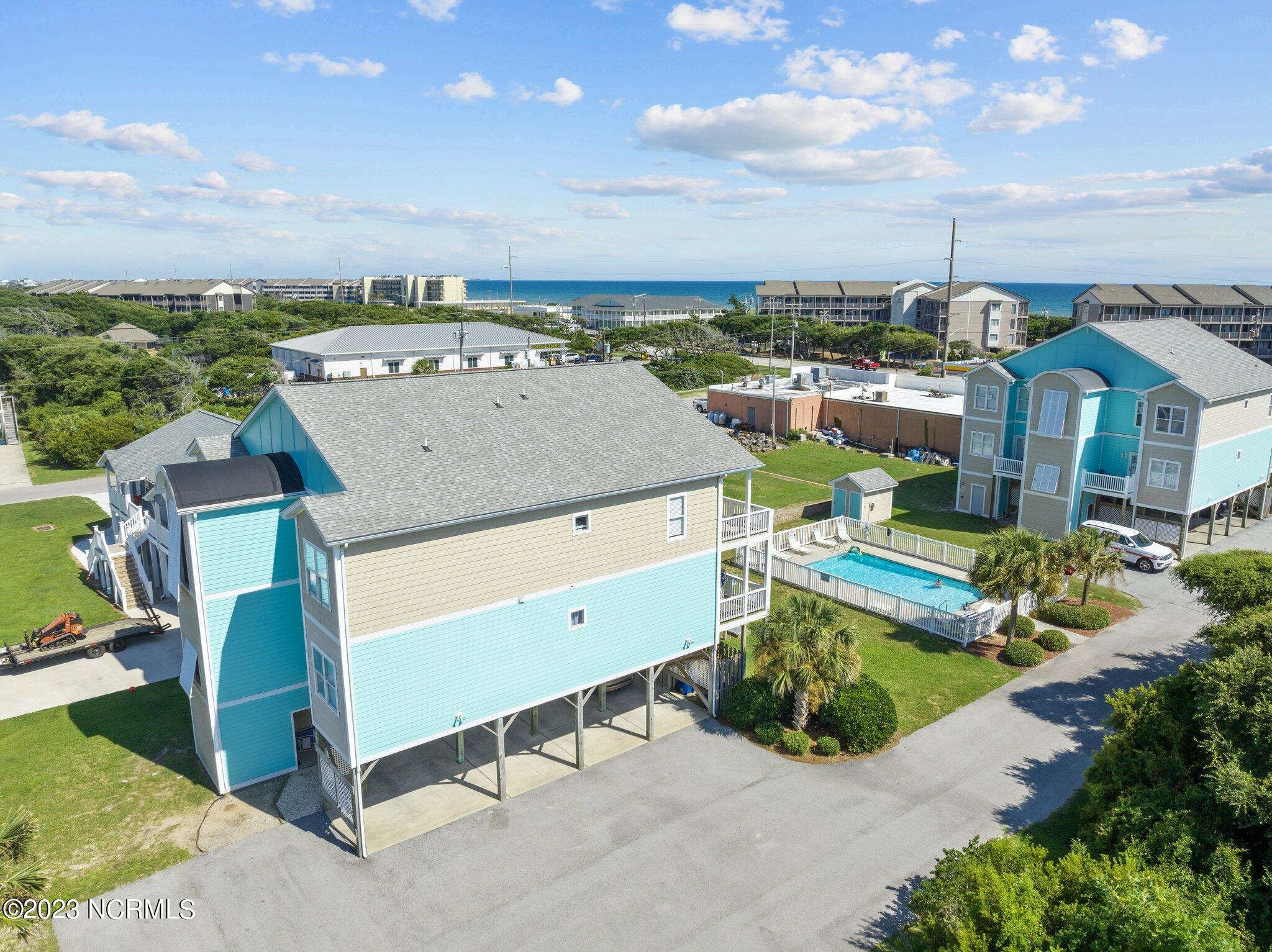105 Beachwood Drive 1c