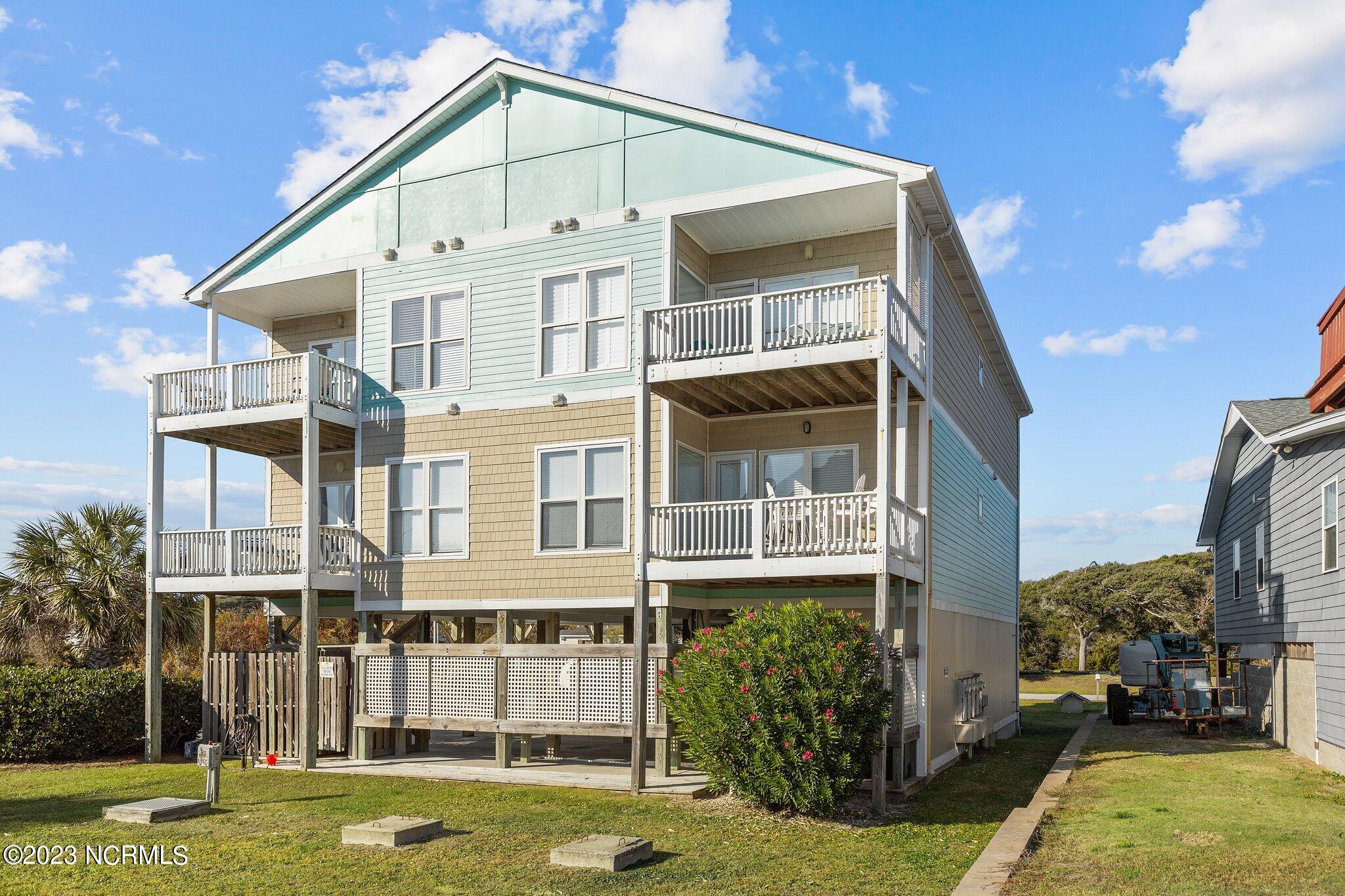 105 Beachwood Drive 1c