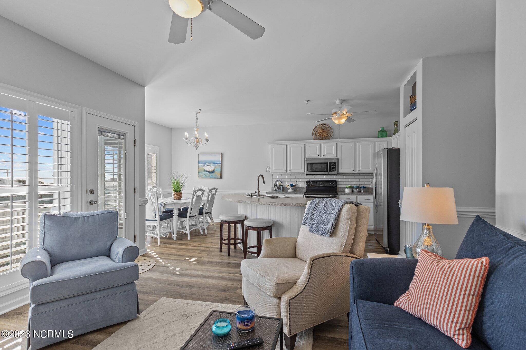 105 Beachwood Drive 1c