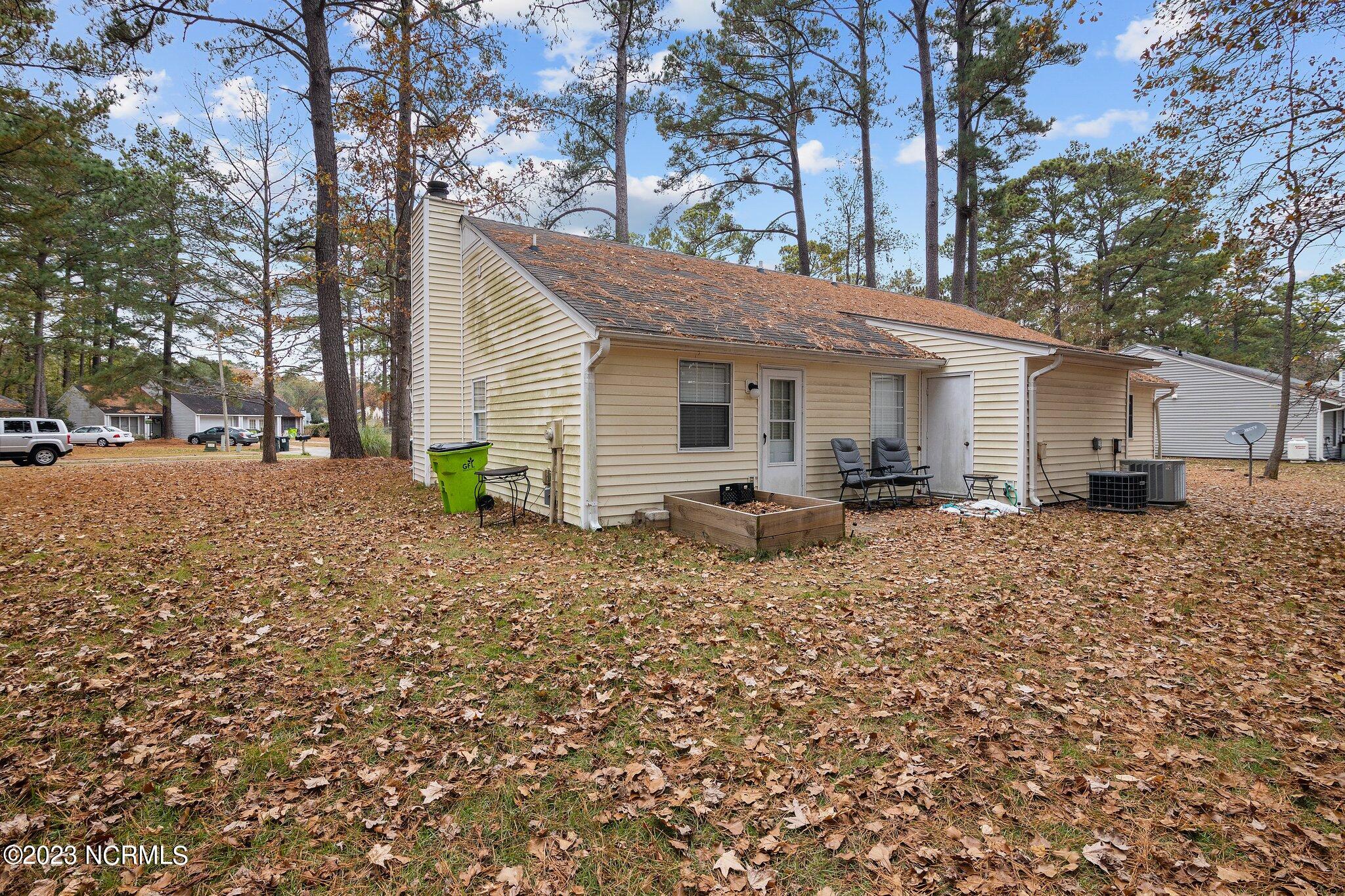 1615 Jamestown Court