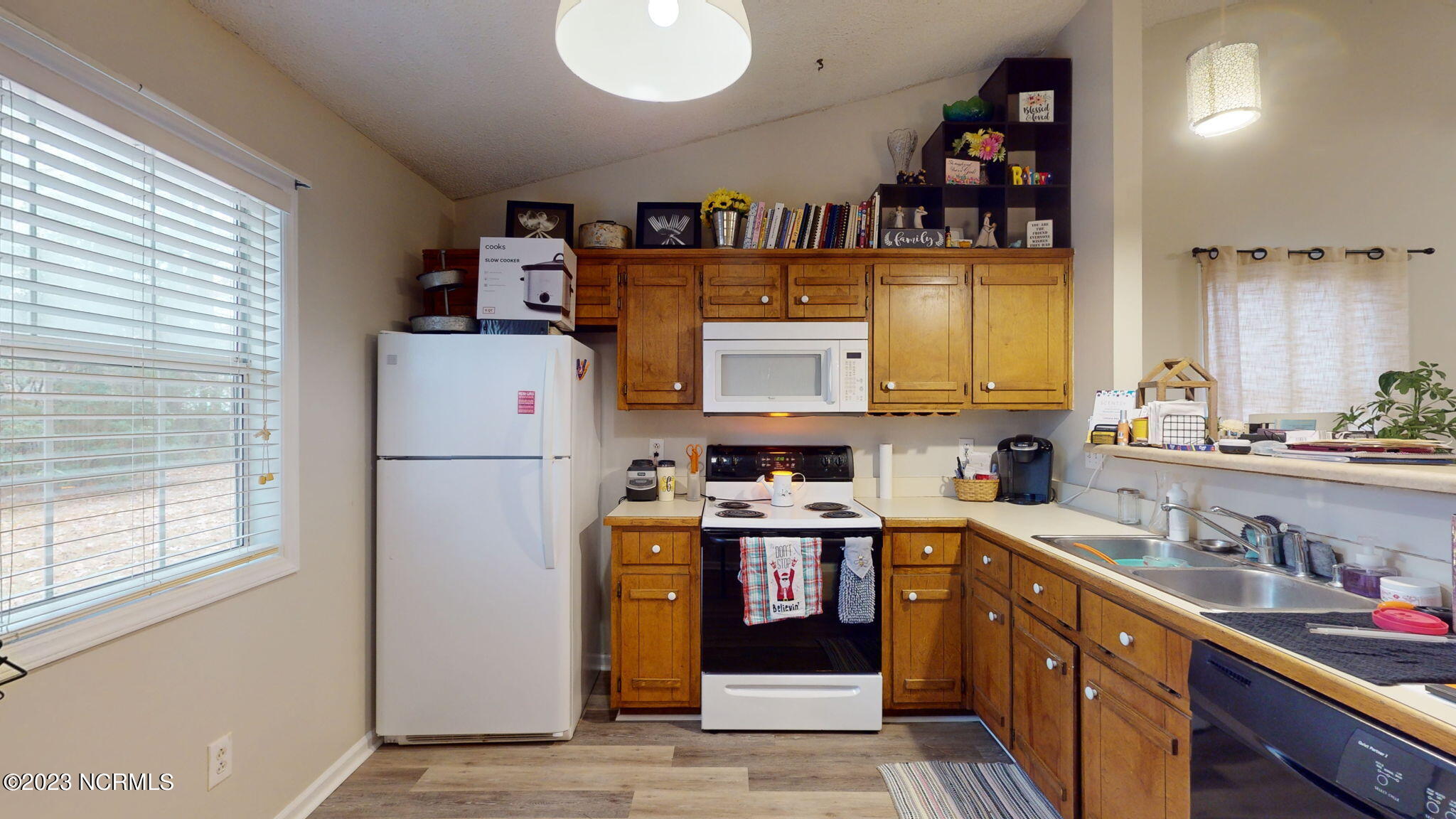 1615 Jamestown Court
