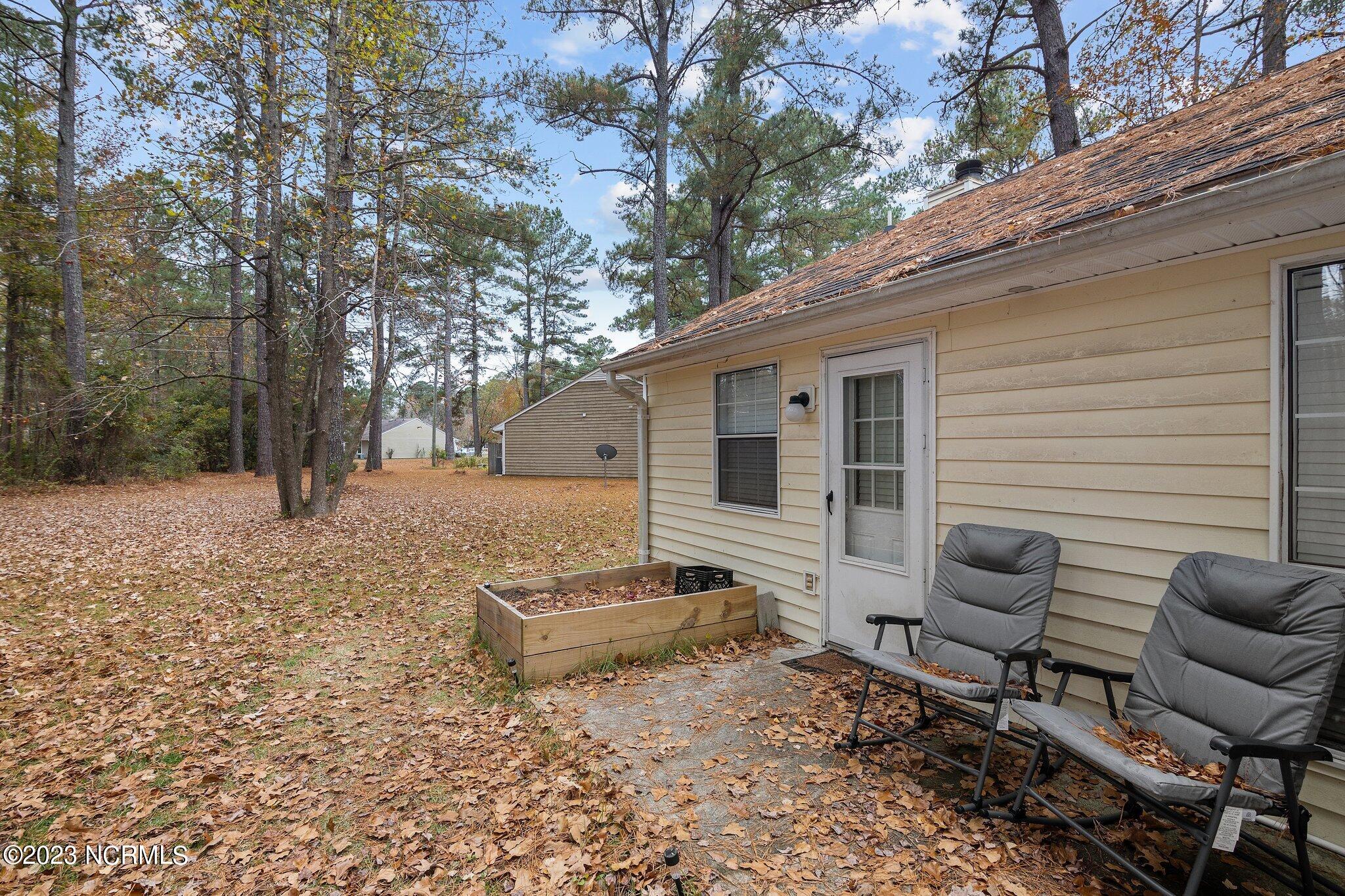 1615 Jamestown Court
