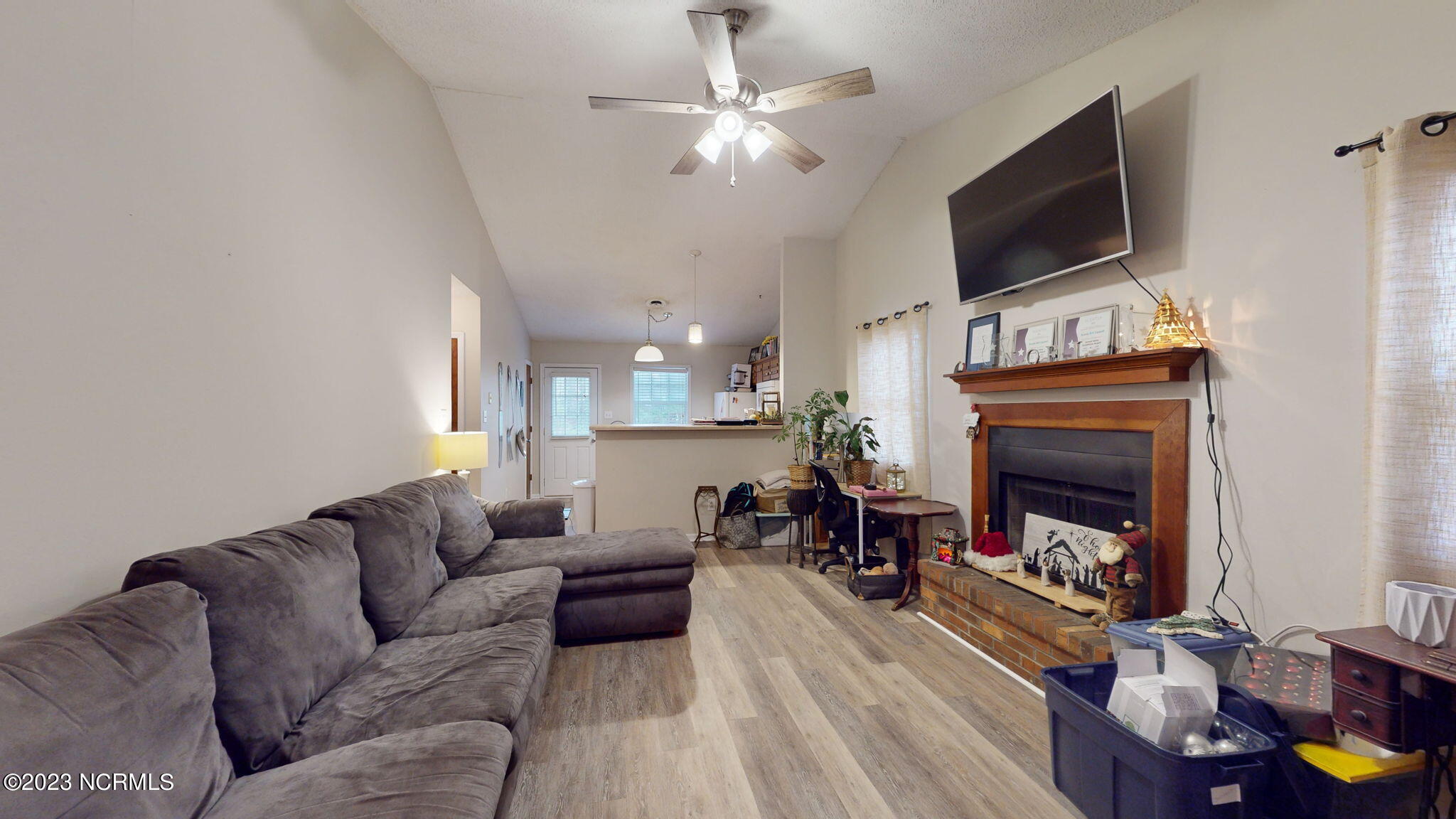 1615 Jamestown Court