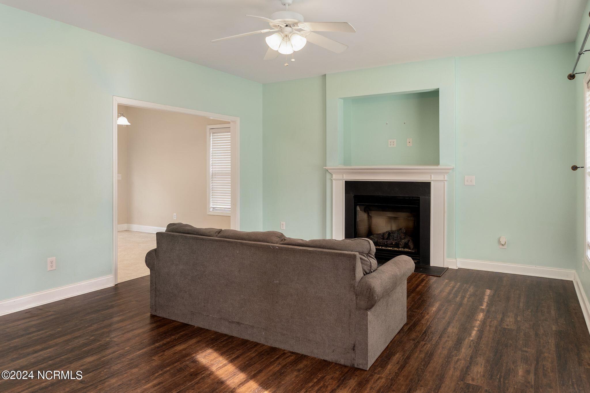 418 Satterfield Drive