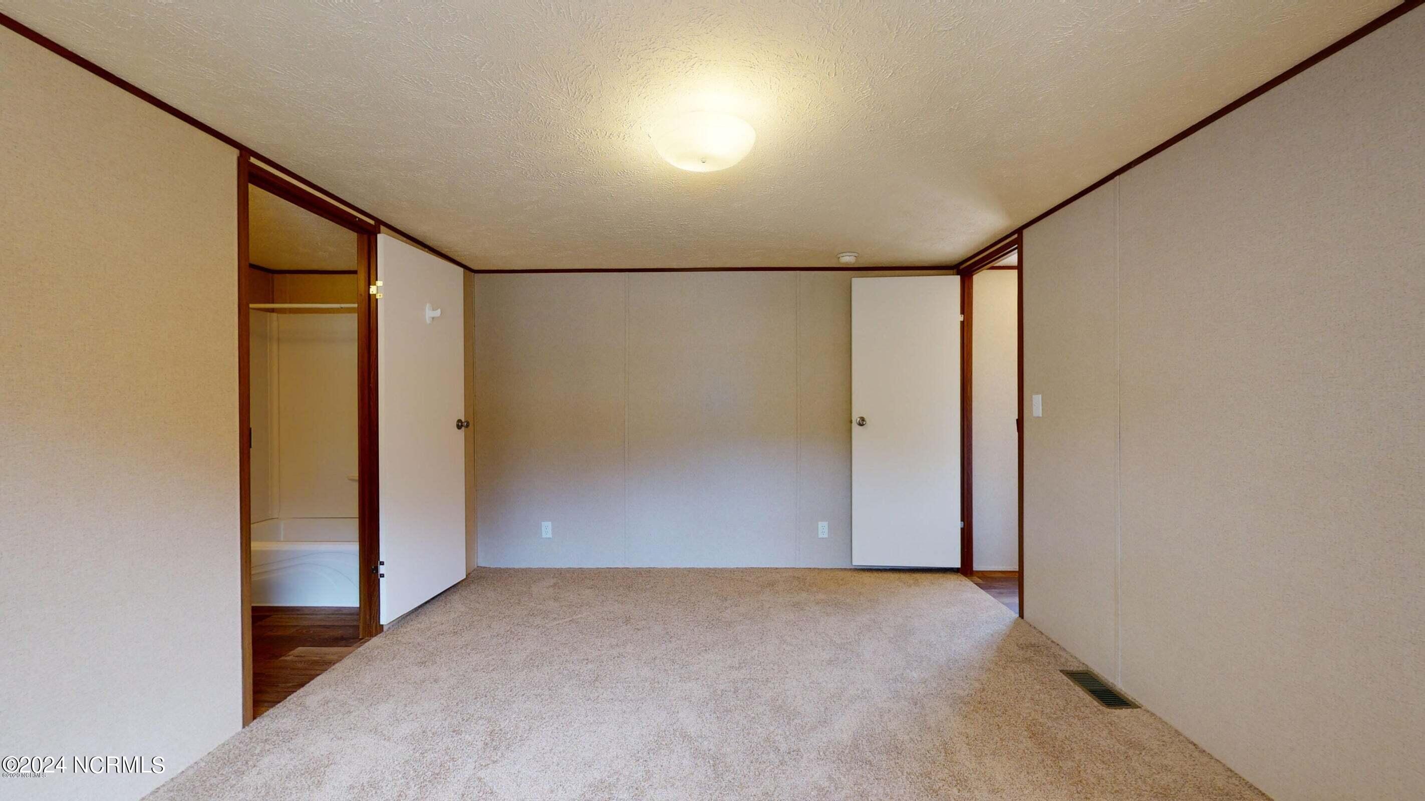 206 Sandy