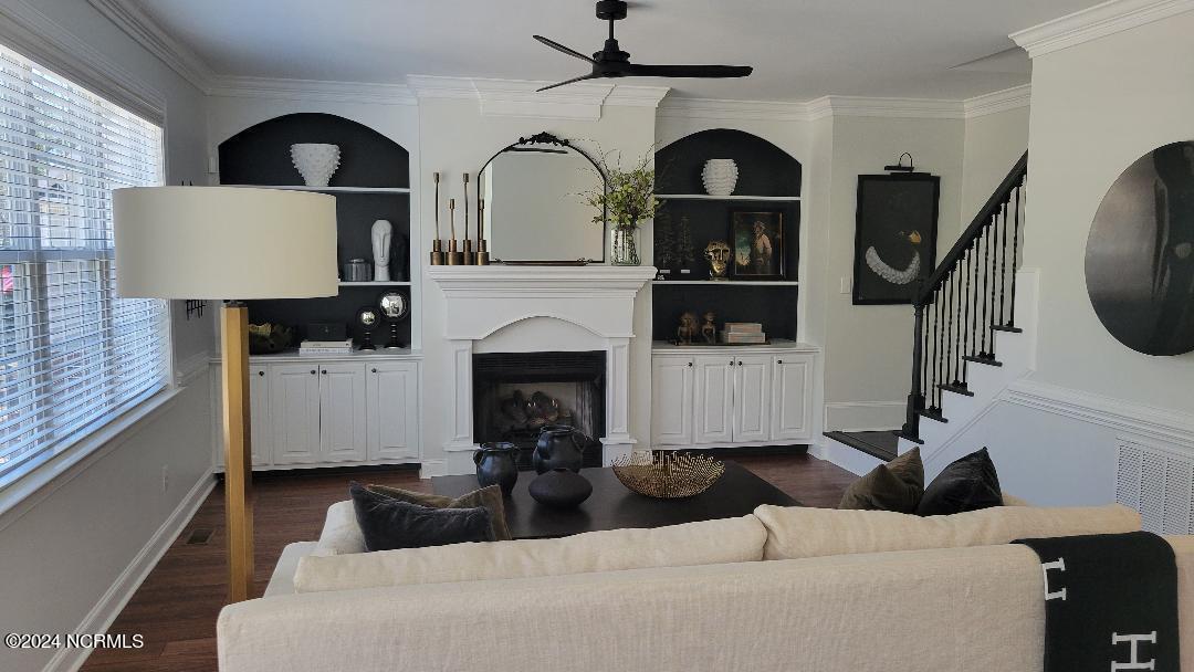 2203 Franklin Drive