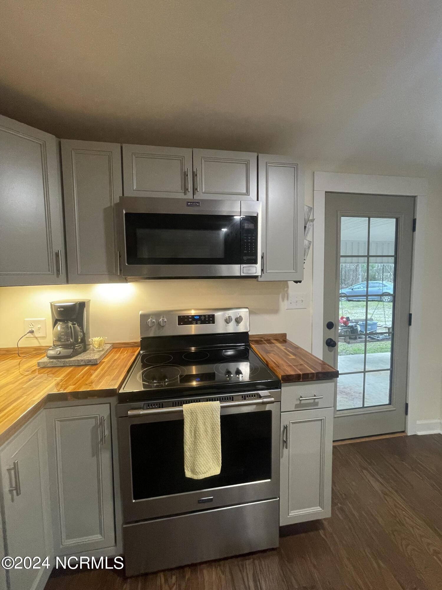 1455 Hickory Grove Road