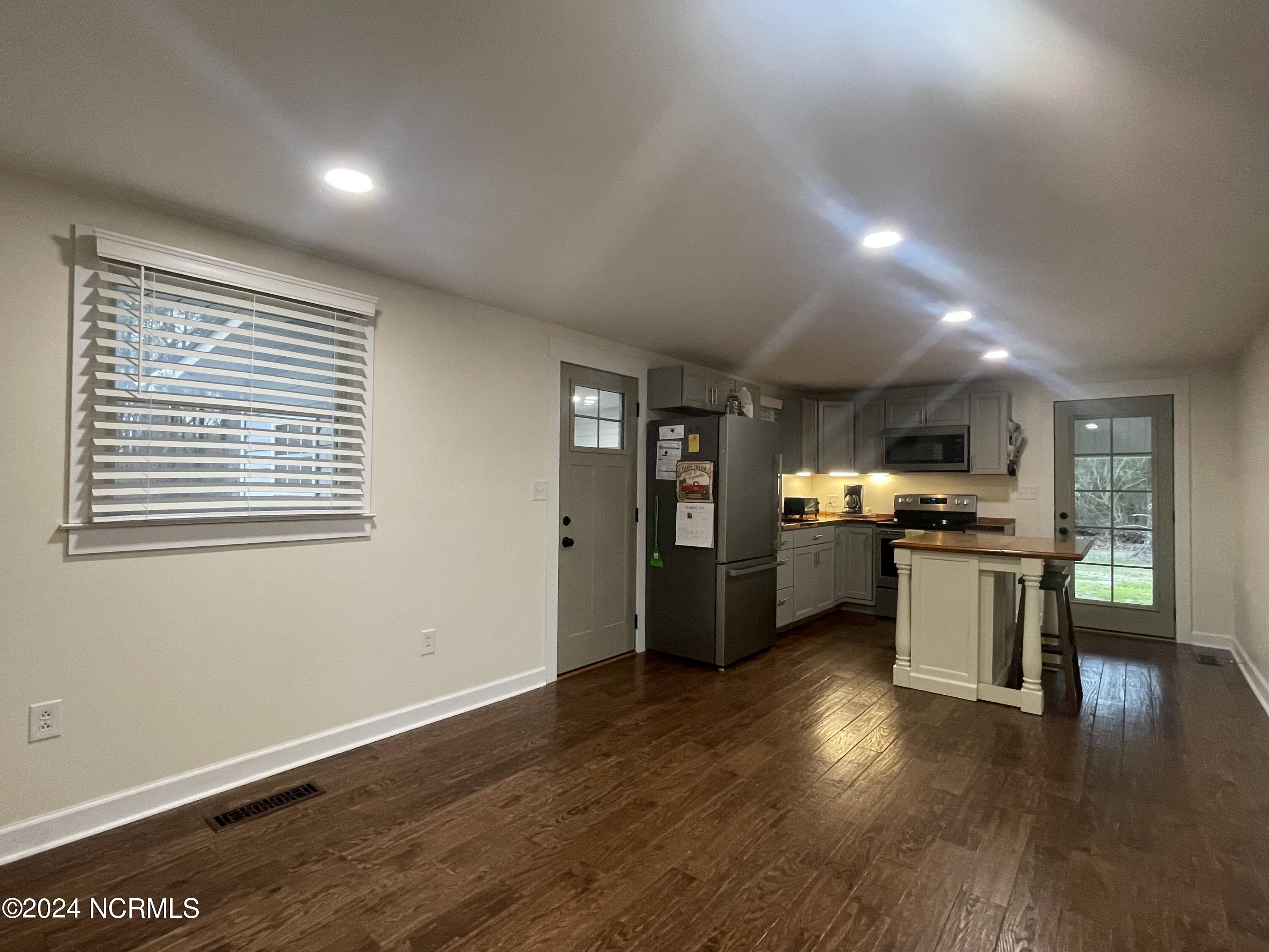 1455 Hickory Grove Road
