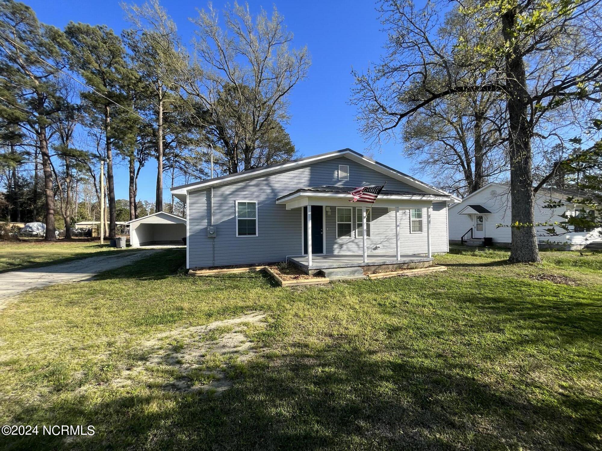 407 E Grantham Road