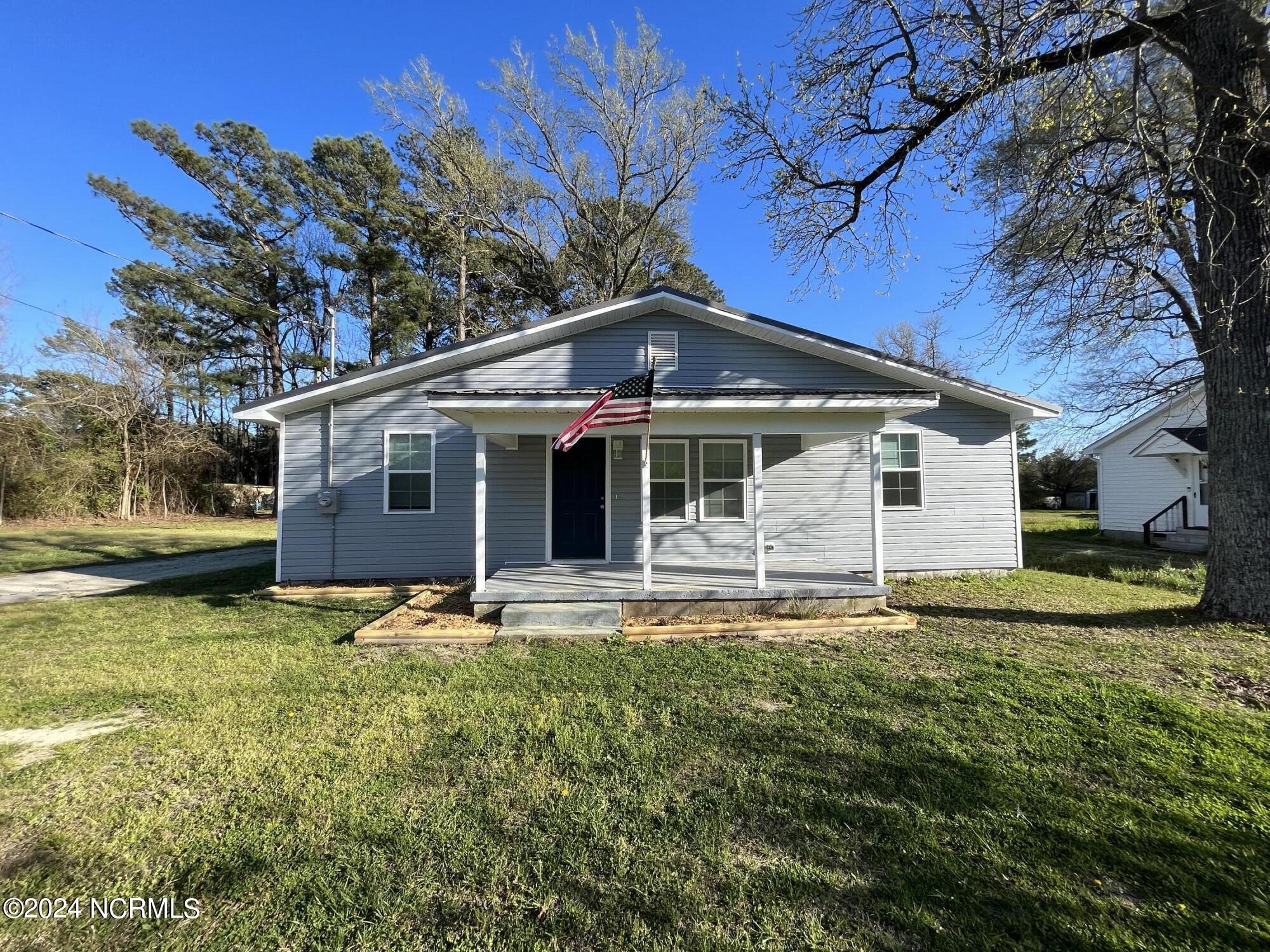 407 E Grantham Road