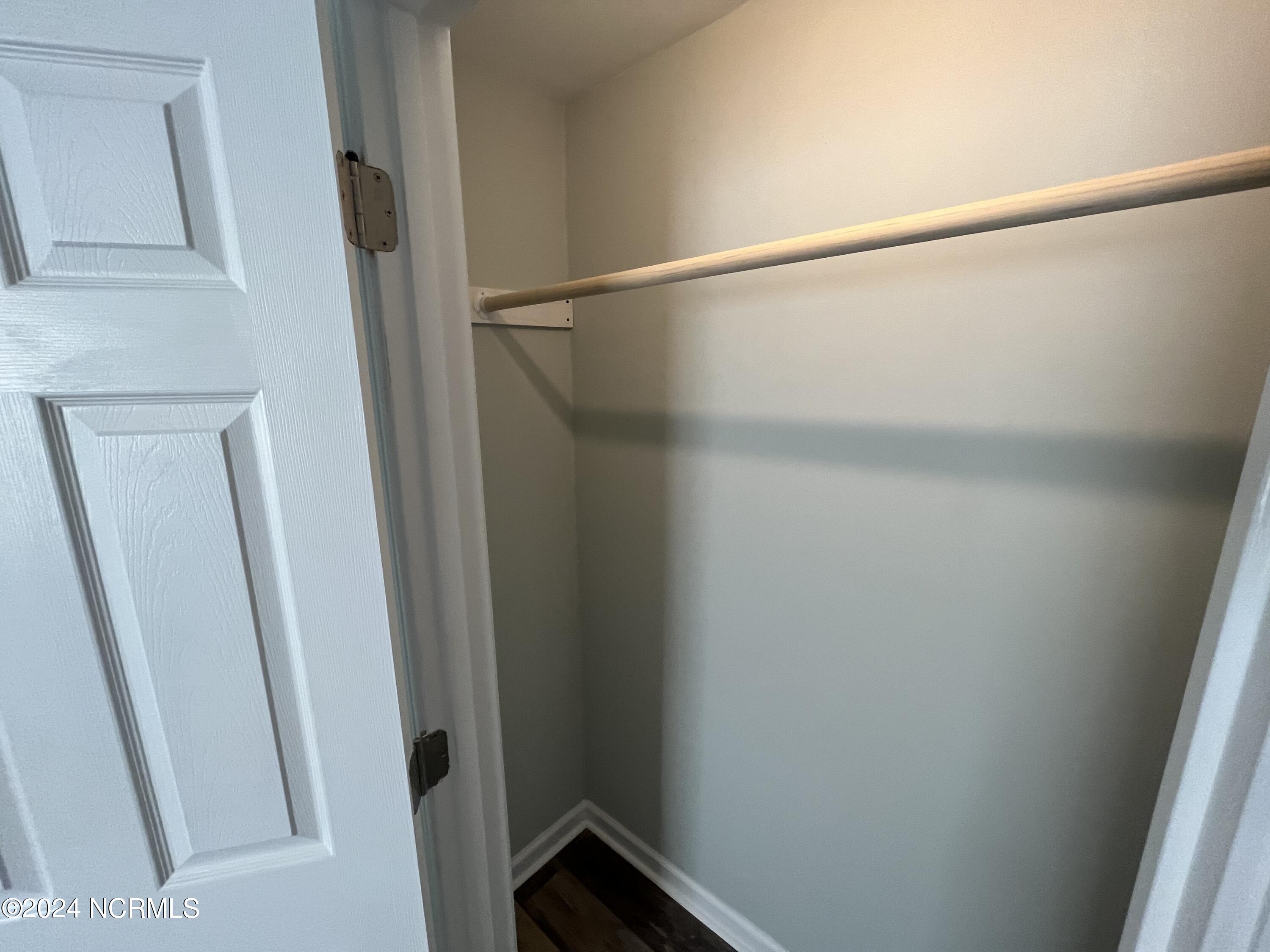 407 E Grantham Road