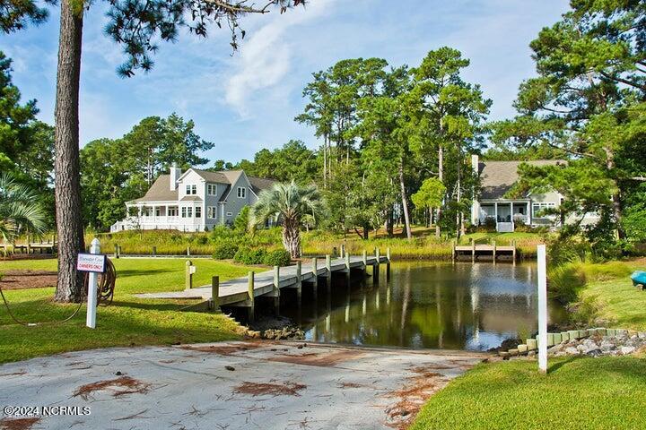 203 Bluewater Cove