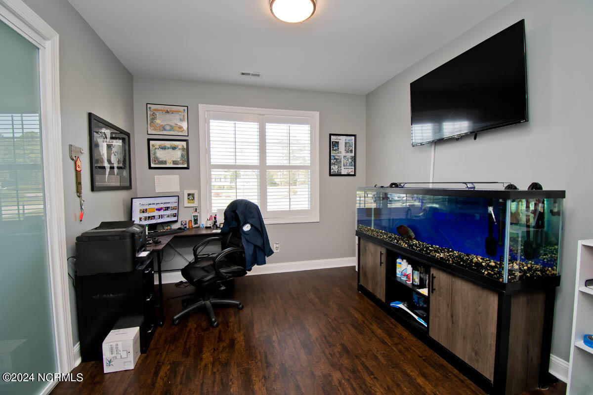 203 Bluewater Cove