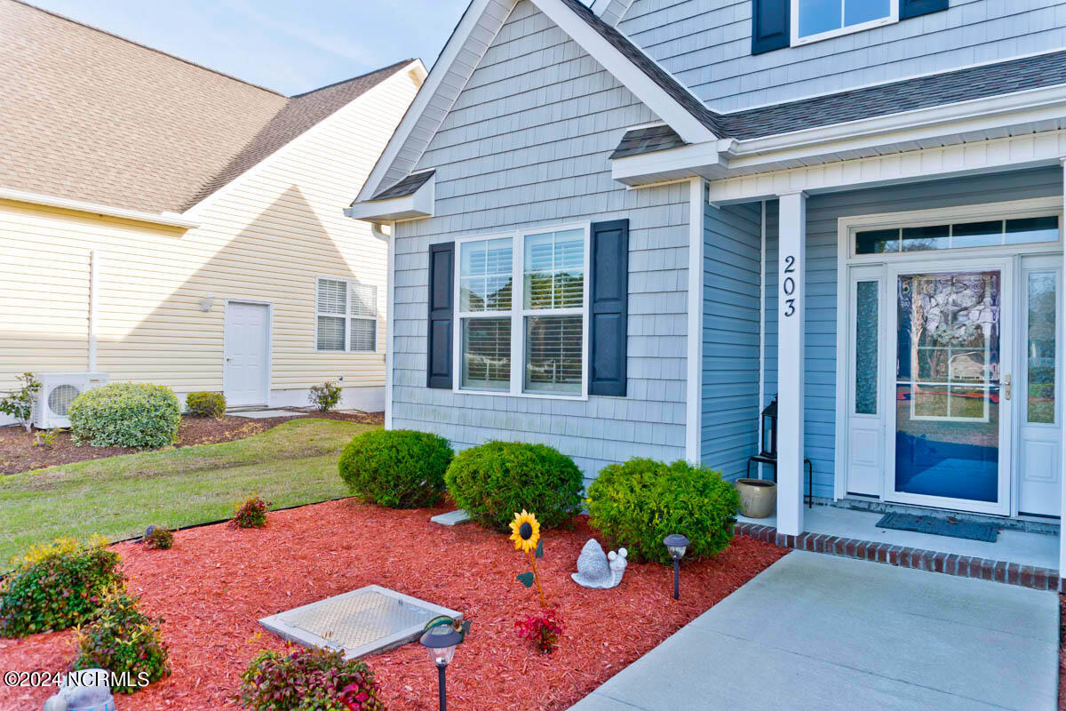 203 Bluewater Cove