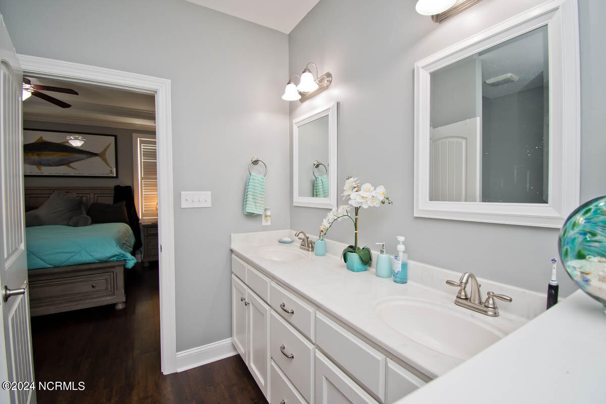 203 Bluewater Cove